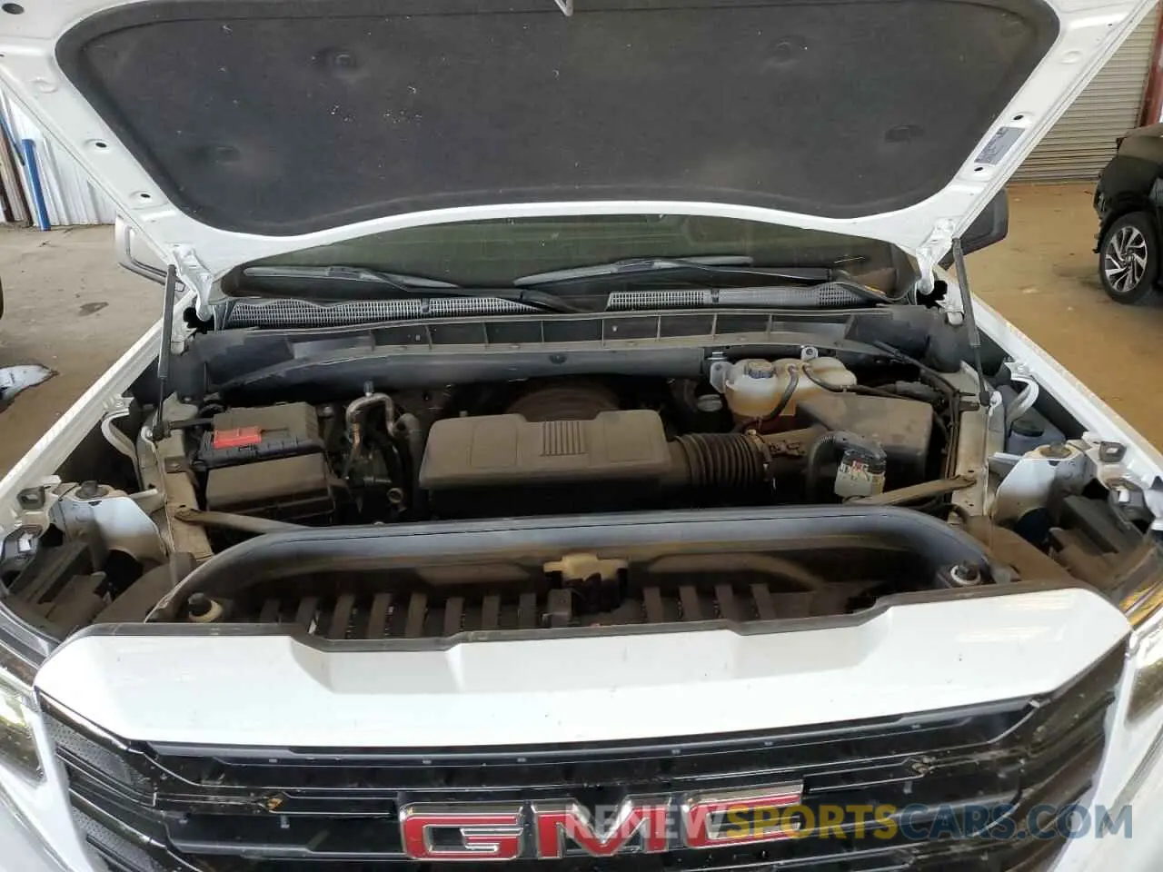 11 Фотография поврежденного автомобиля 1GTUUCED5RZ156028 GMC SIERRA 2024