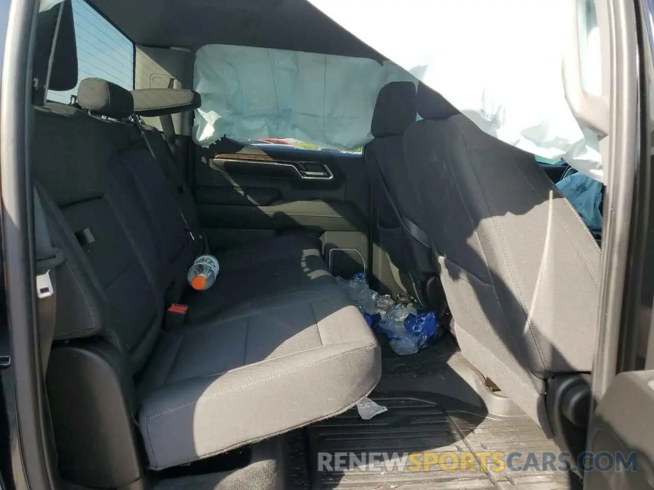 10 Photograph of a damaged car 1GTUUCED7RZ276381 GMC SIERRA 2024