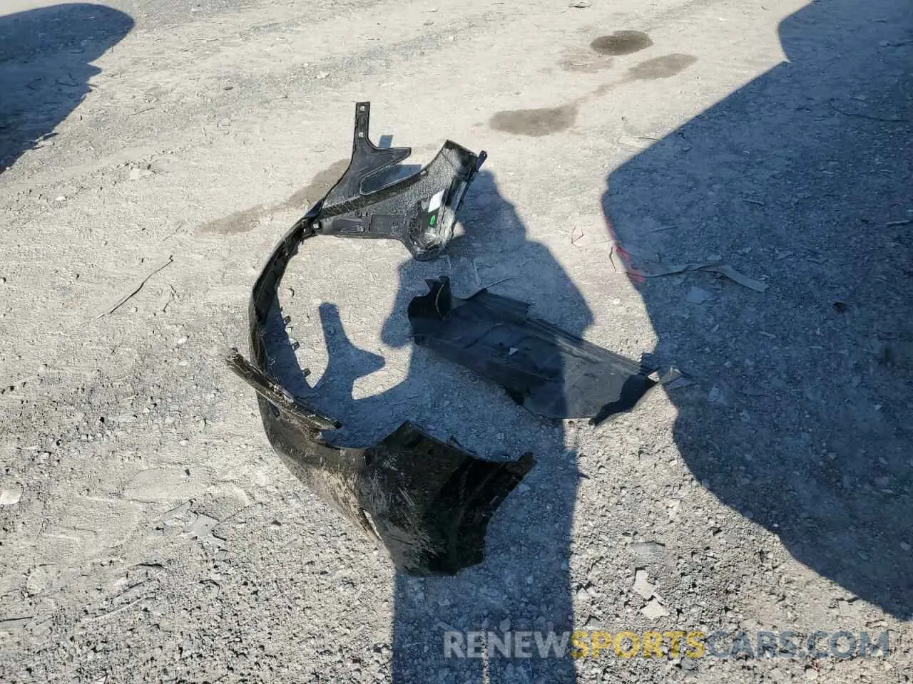 13 Photograph of a damaged car 1GTUUCED7RZ276381 GMC SIERRA 2024
