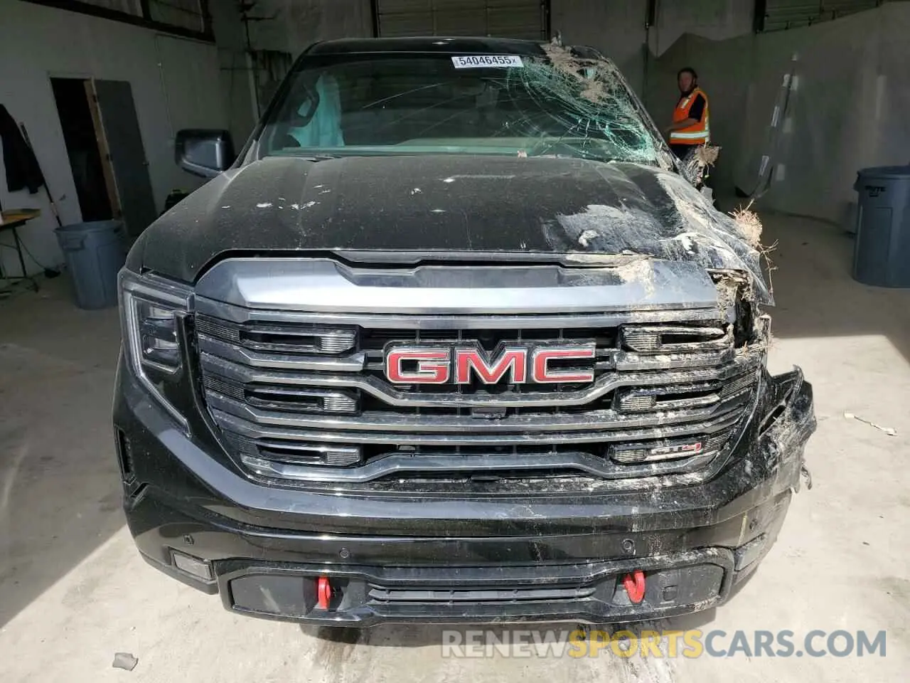 5 Photograph of a damaged car 1GTUUEE84RZ150817 GMC SIERRA 2024