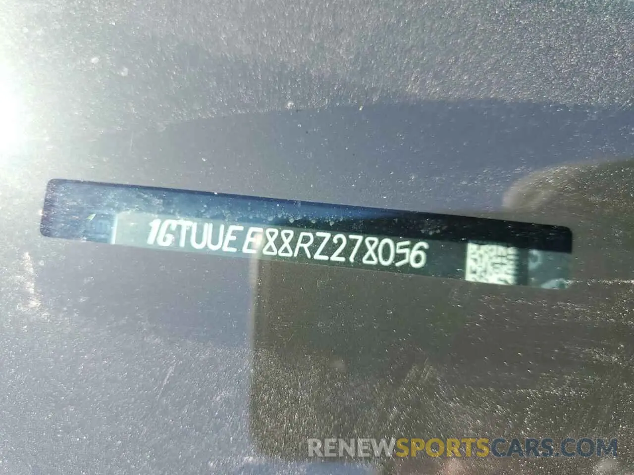 15 Photograph of a damaged car 1GTUUEE88RZ278056 GMC SIERRA 2024