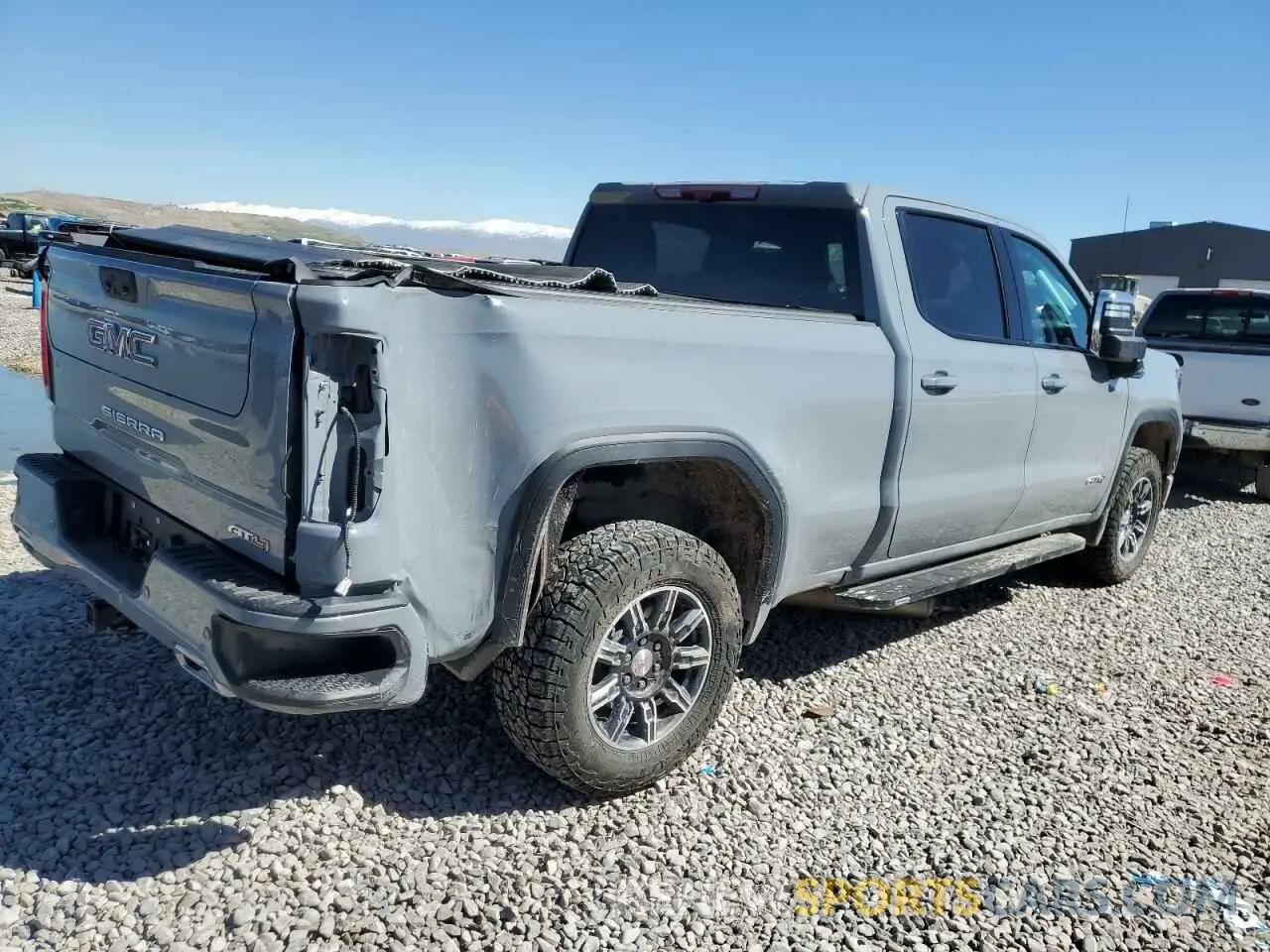 3 Photograph of a damaged car 1GTUUEE88RZ278056 GMC SIERRA 2024