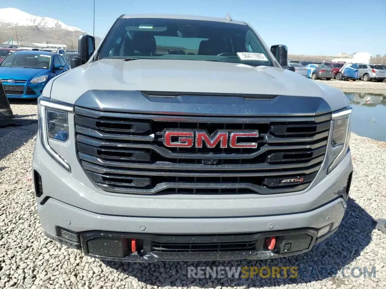 5 Photograph of a damaged car 1GTUUEE88RZ278056 GMC SIERRA 2024