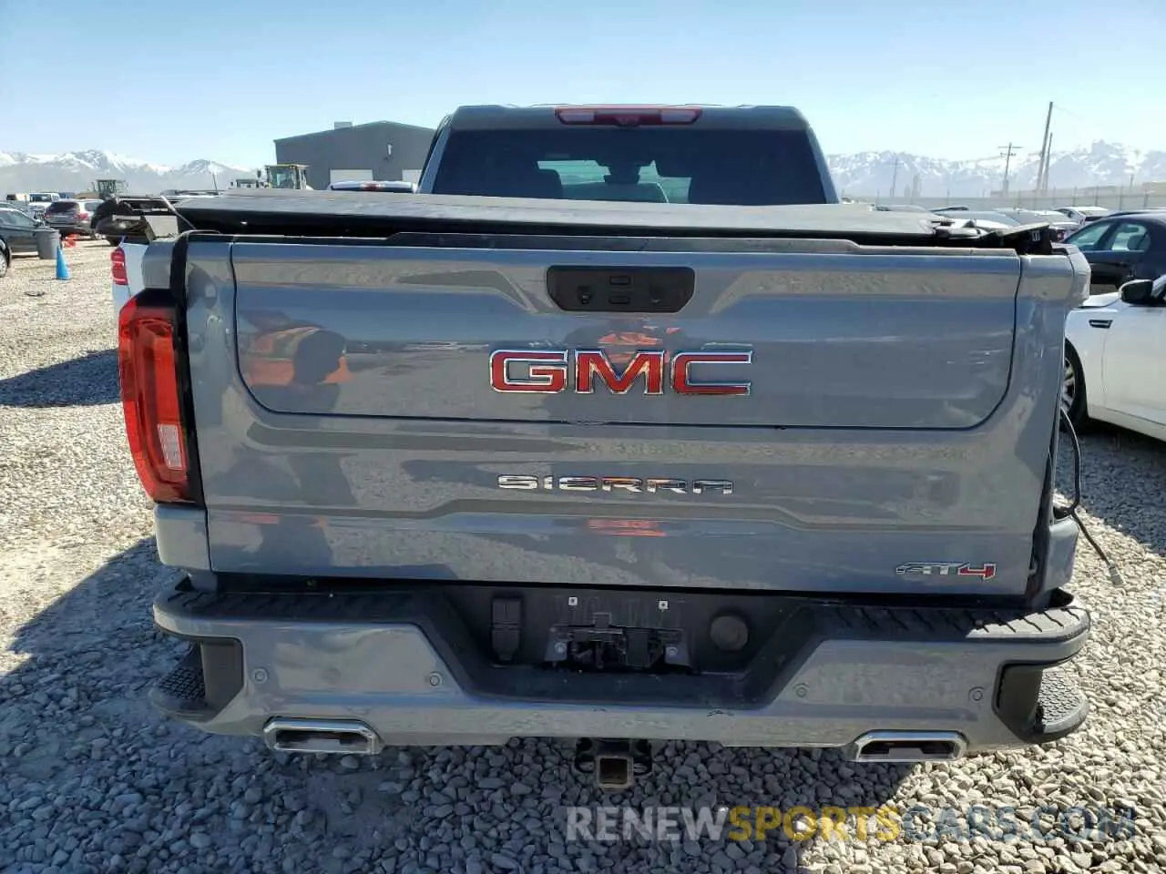 6 Photograph of a damaged car 1GTUUEE88RZ278056 GMC SIERRA 2024