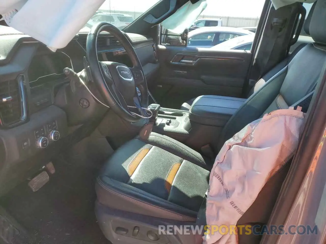 7 Photograph of a damaged car 1GTUUEE88RZ278056 GMC SIERRA 2024