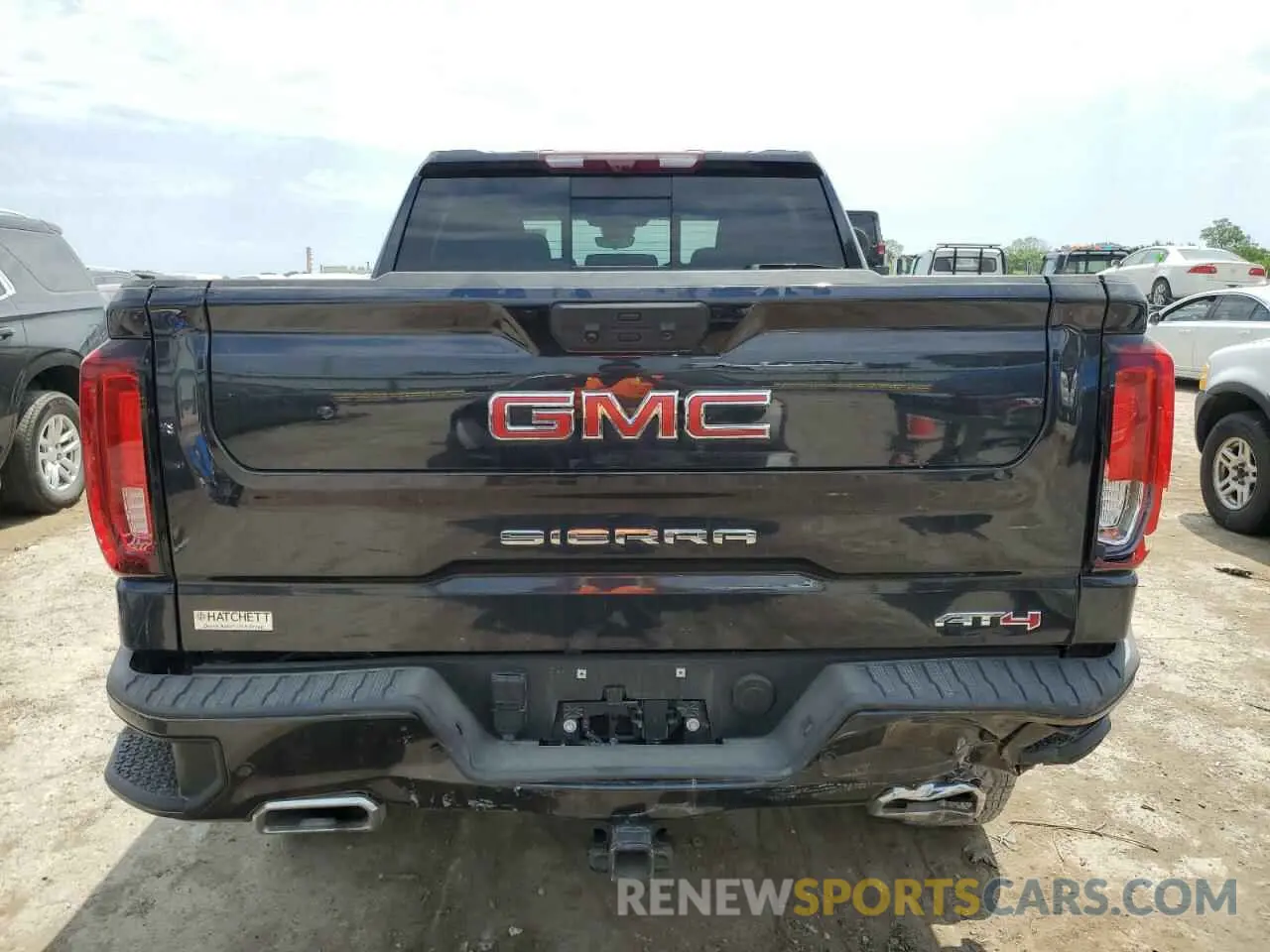 6 Photograph of a damaged car 1GTUUEELXRZ352467 GMC SIERRA 2024
