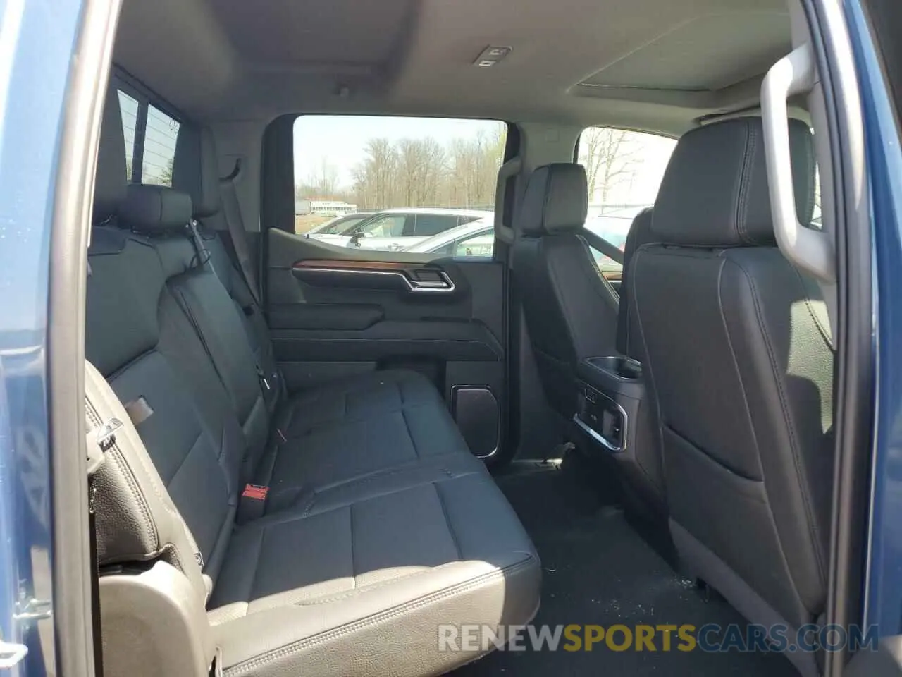10 Фотография поврежденного автомобиля 1GTUUGEL8RZ401113 GMC SIERRA 2024