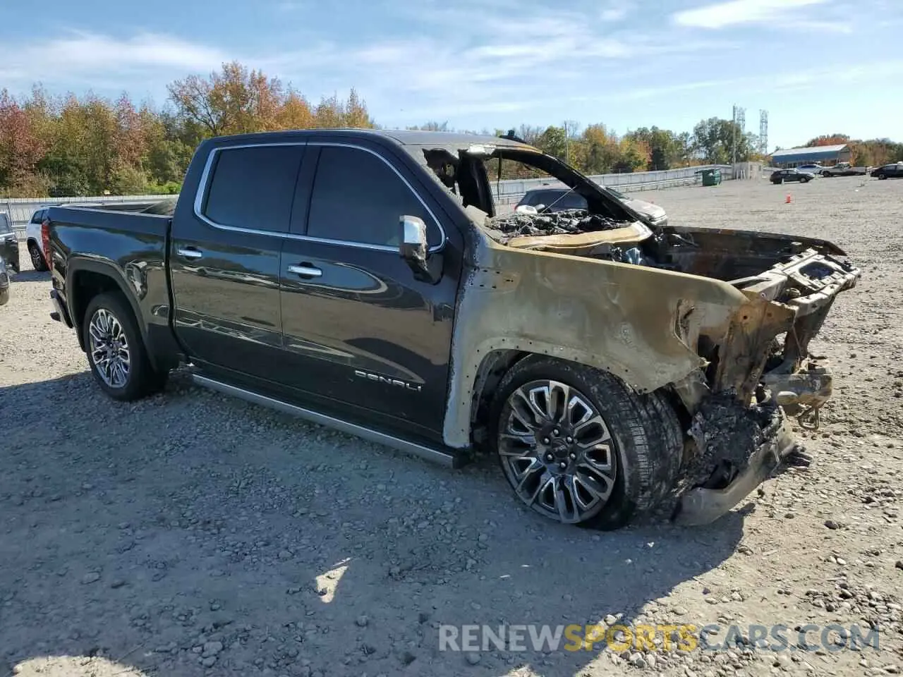 4 Photograph of a damaged car 1GTUUHEL5RZ321564 GMC SIERRA 2024
