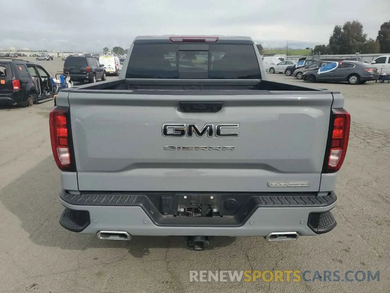 6 Фотография поврежденного автомобиля 3GTUUCE84RG202399 GMC SIERRA 2024