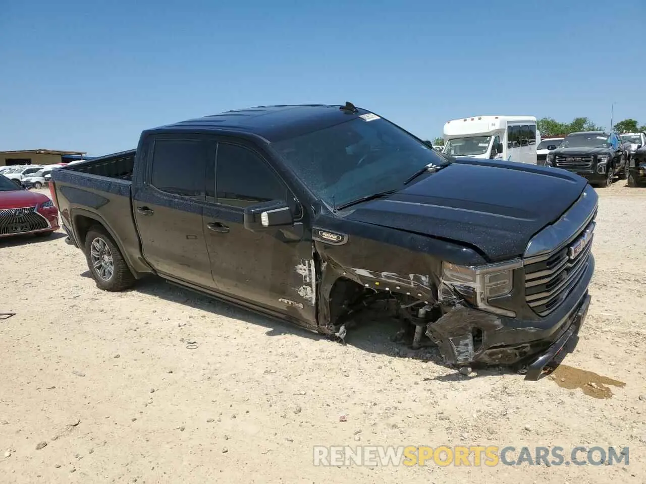 4 Фотография поврежденного автомобиля 3GTUUEE87RG337632 GMC SIERRA 2024