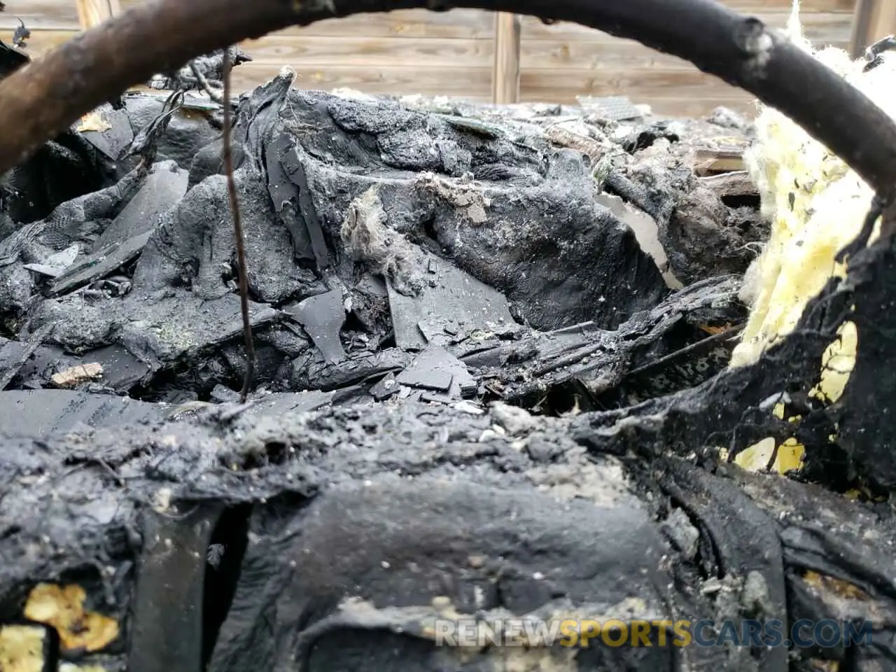 9 Photograph of a damaged car 3GTUUFEL9RG137071 GMC SIERRA 2024