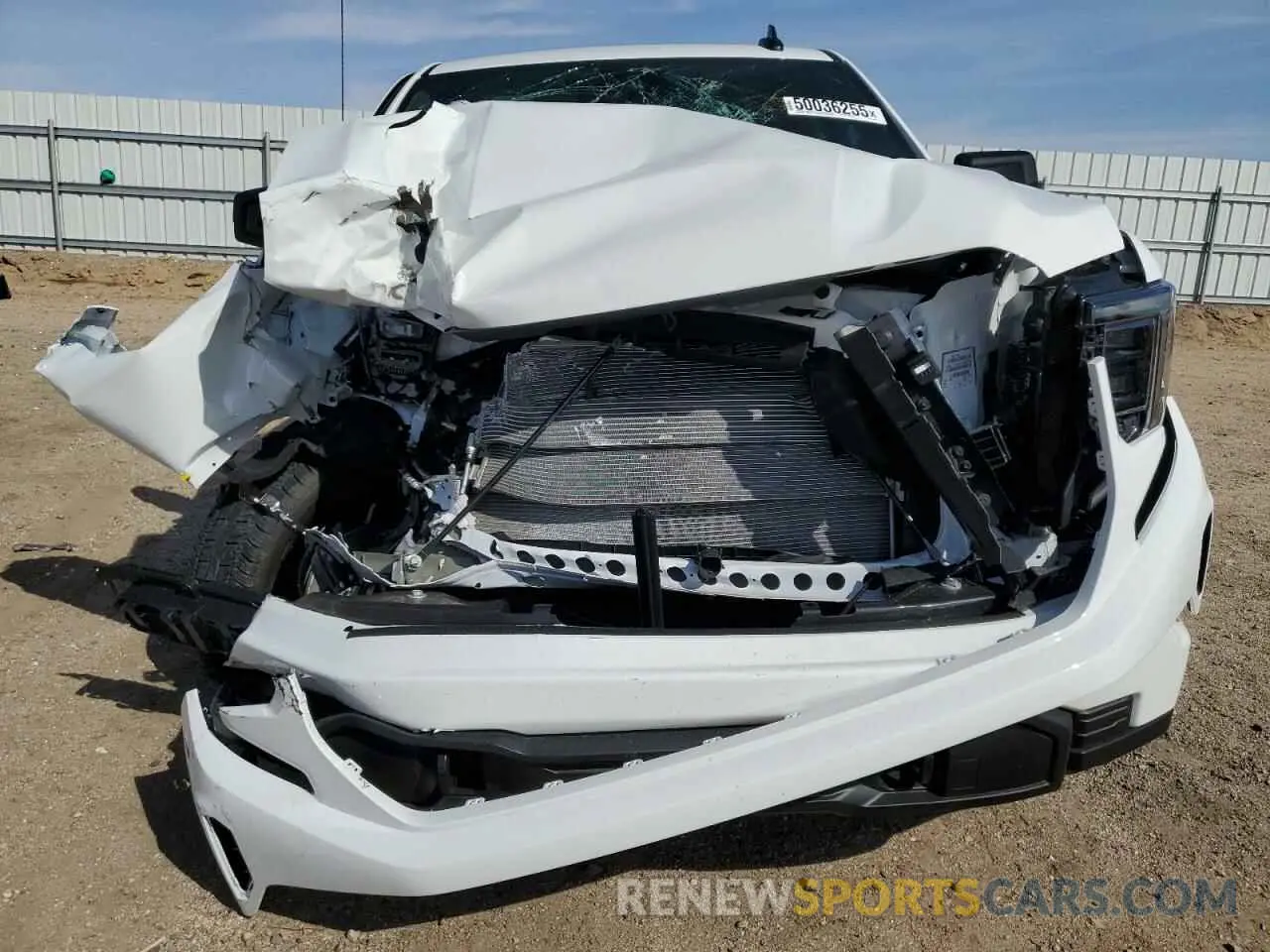 5 Photograph of a damaged car 1GTRUAED7SZ179889 GMC SIERRA 2025