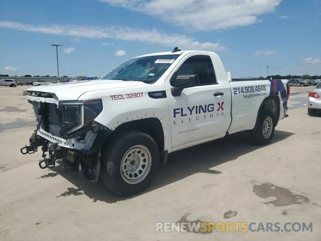 1 Фотография поврежденного автомобиля 3GTNHAEK2SG153704 GMC SIERRA 2025