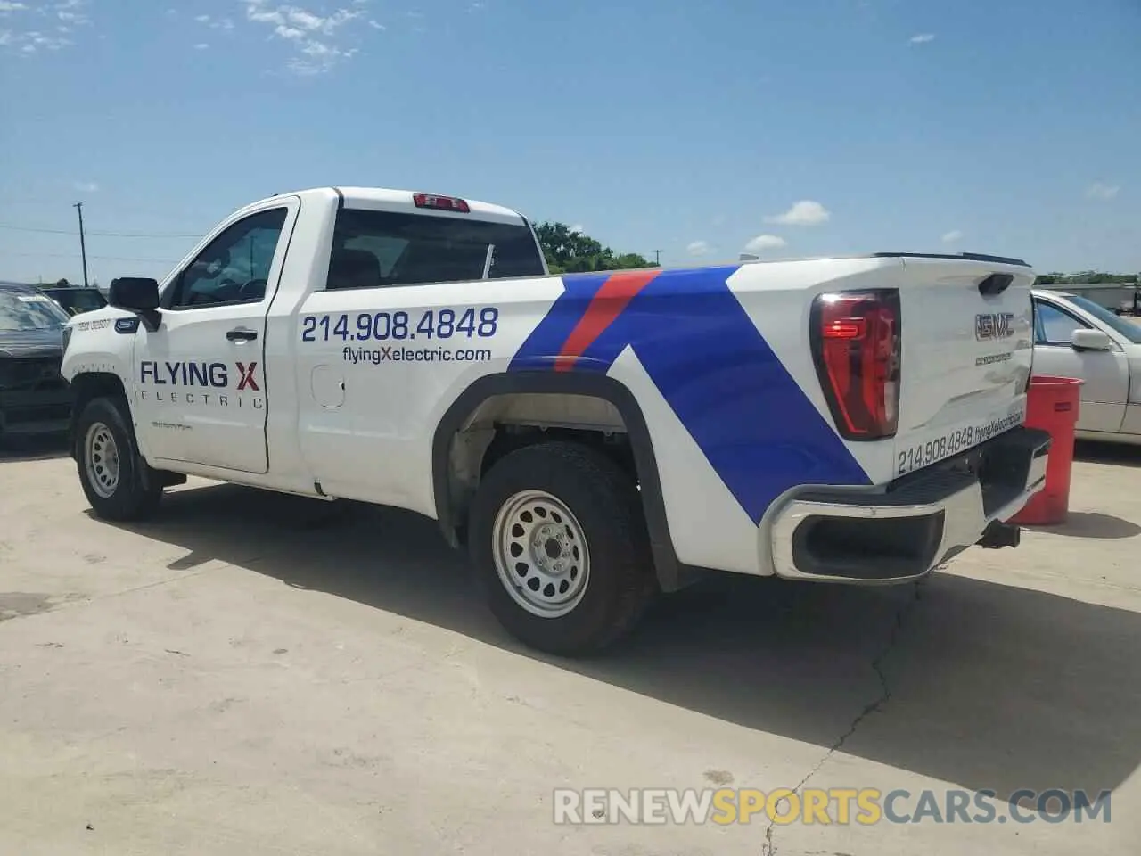 2 Фотография поврежденного автомобиля 3GTNHAEK2SG153704 GMC SIERRA 2025