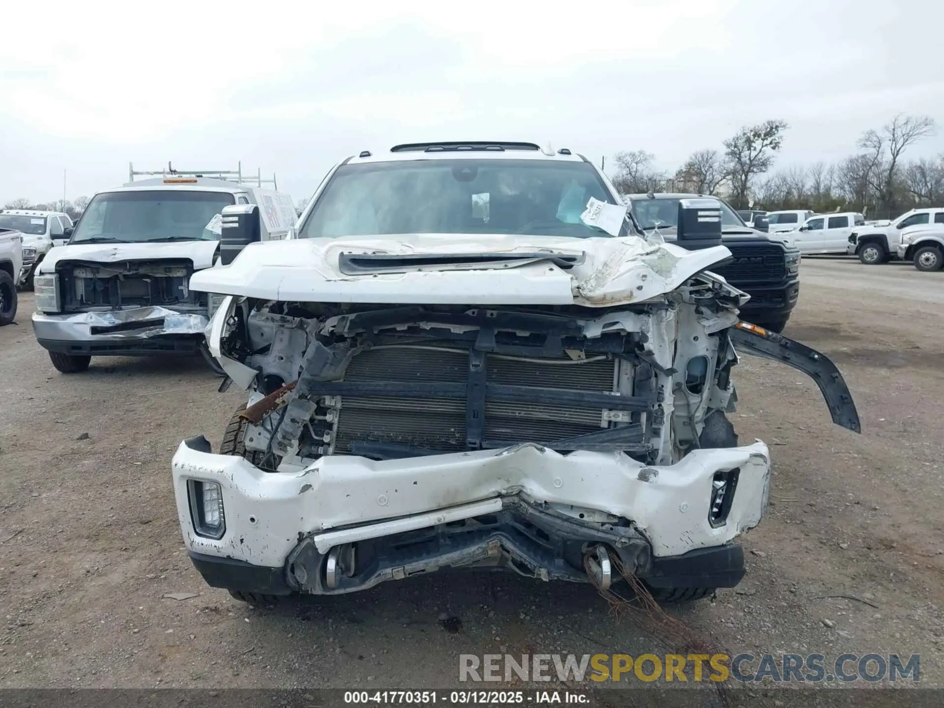 11 Photograph of a damaged car 1GT49REY0LF167275 GMC SIERRA 2500HD 2020