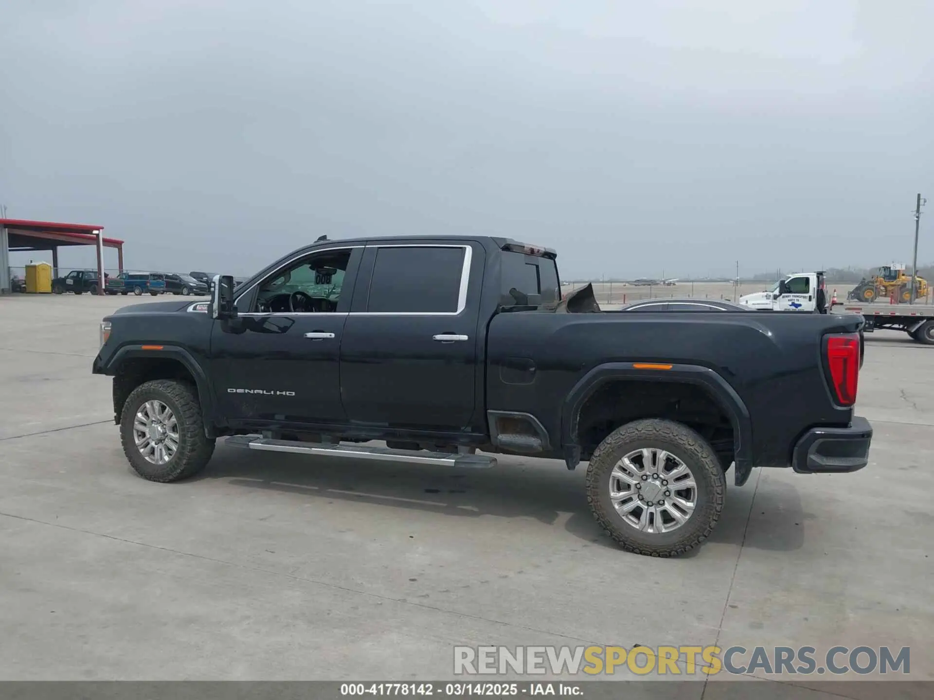 14 Photograph of a damaged car 1GT49REY3LF108320 GMC SIERRA 2500HD 2020
