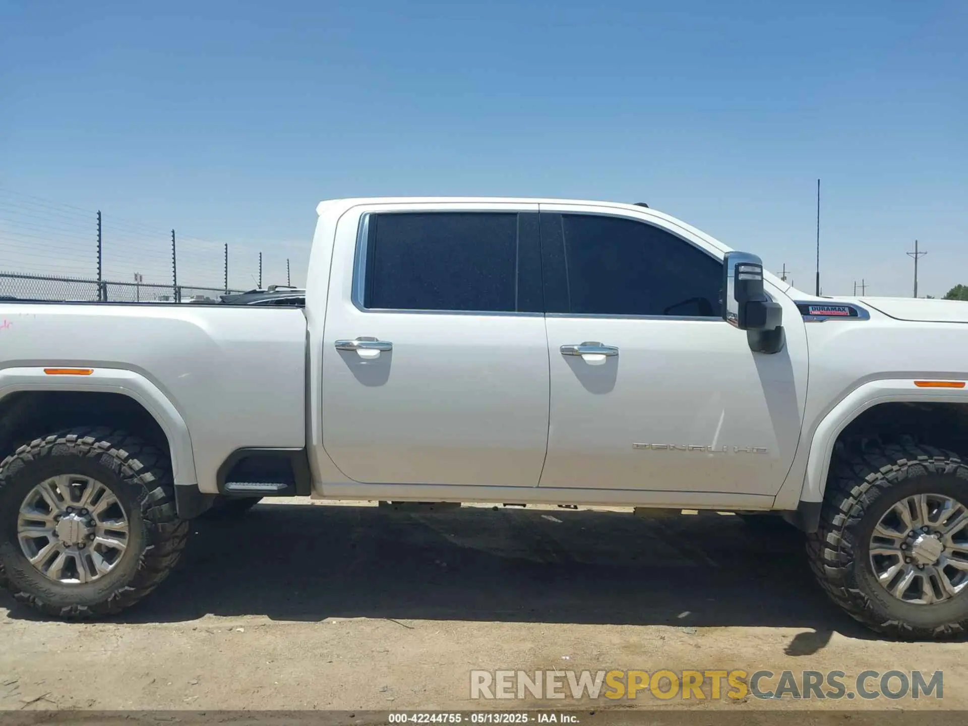 13 Фотография поврежденного автомобиля 1GT49REY3LF128664 GMC SIERRA 2500HD 2020