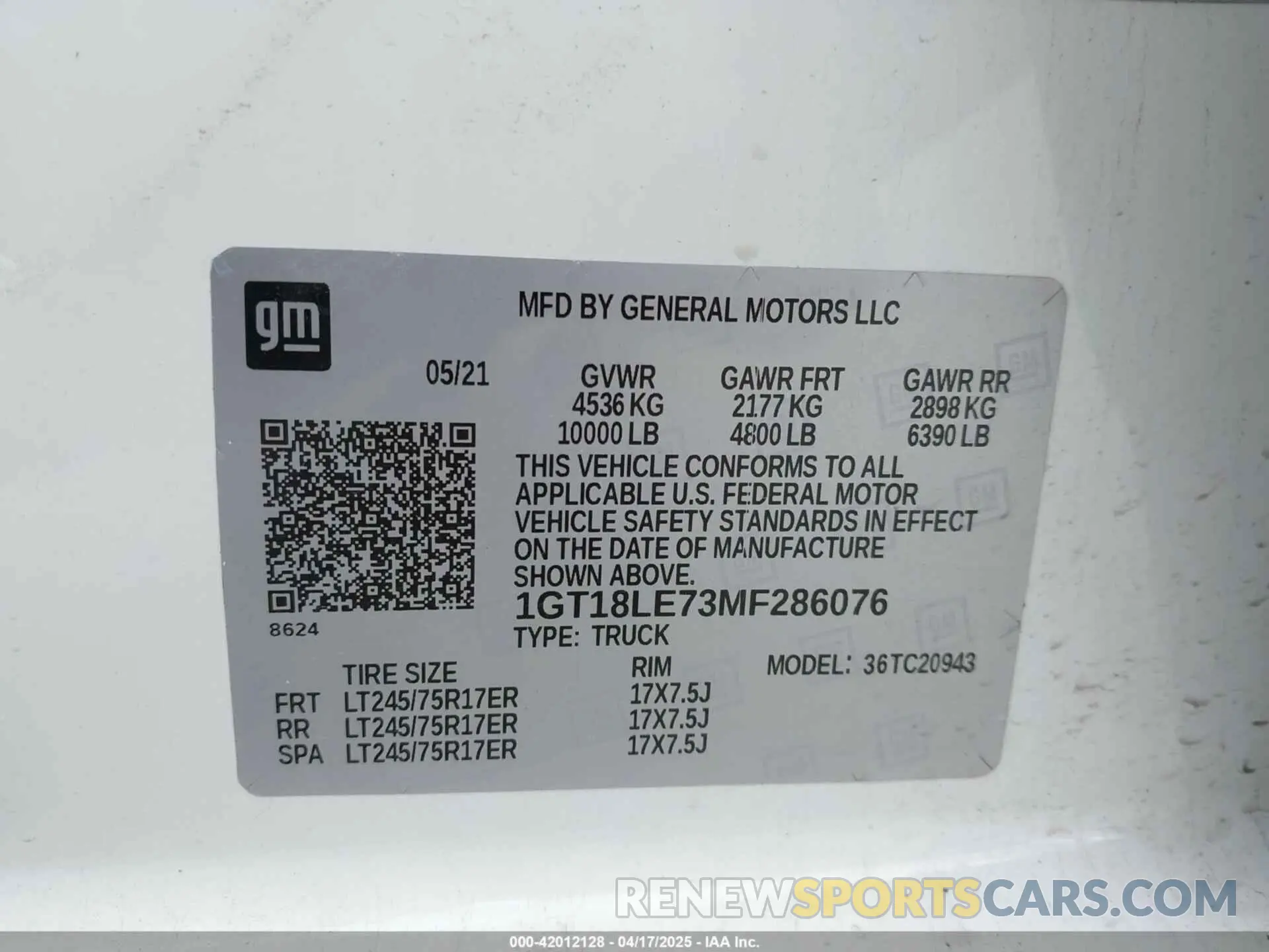 9 Photograph of a damaged car 1GT18LE73MF286076 GMC SIERRA 2500HD 2021