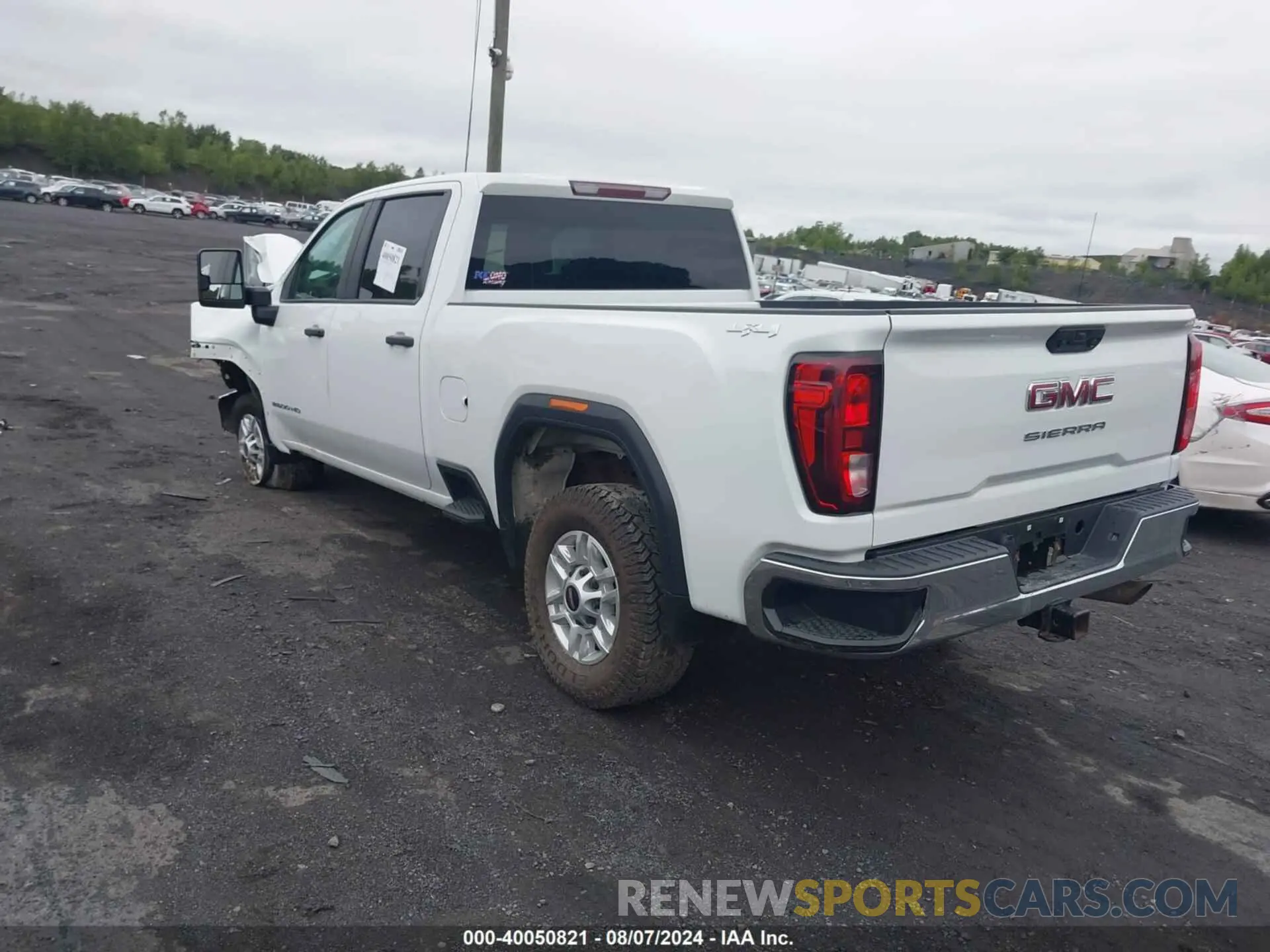 3 Фотография поврежденного автомобиля 1GT49LE70MF120172 GMC SIERRA 2500HD 2021