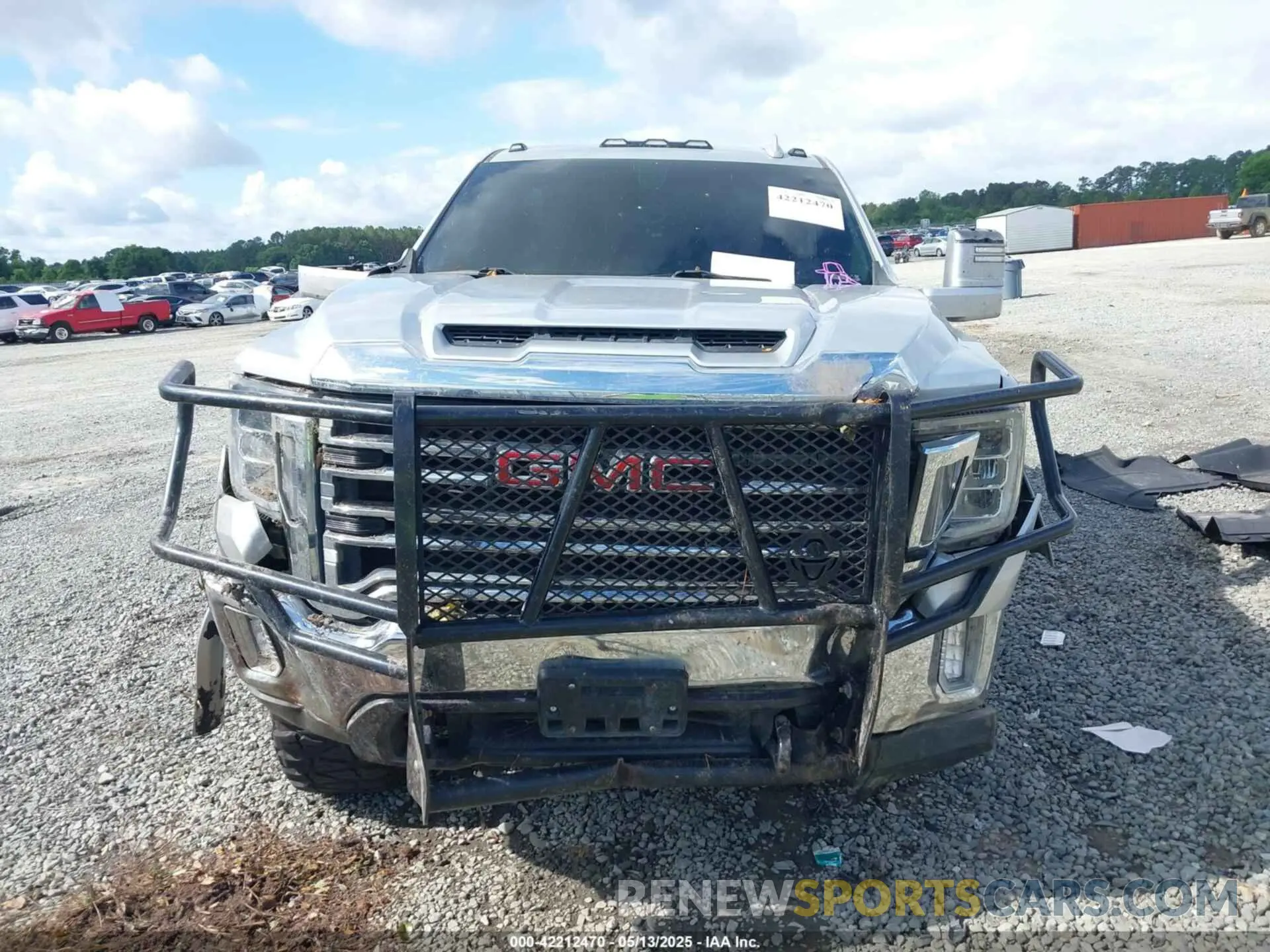 12 Photograph of a damaged car 1GT49NEYXMF281990 GMC SIERRA 2500HD 2021