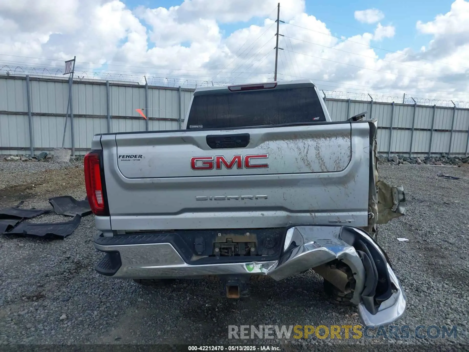 15 Photograph of a damaged car 1GT49NEYXMF281990 GMC SIERRA 2500HD 2021
