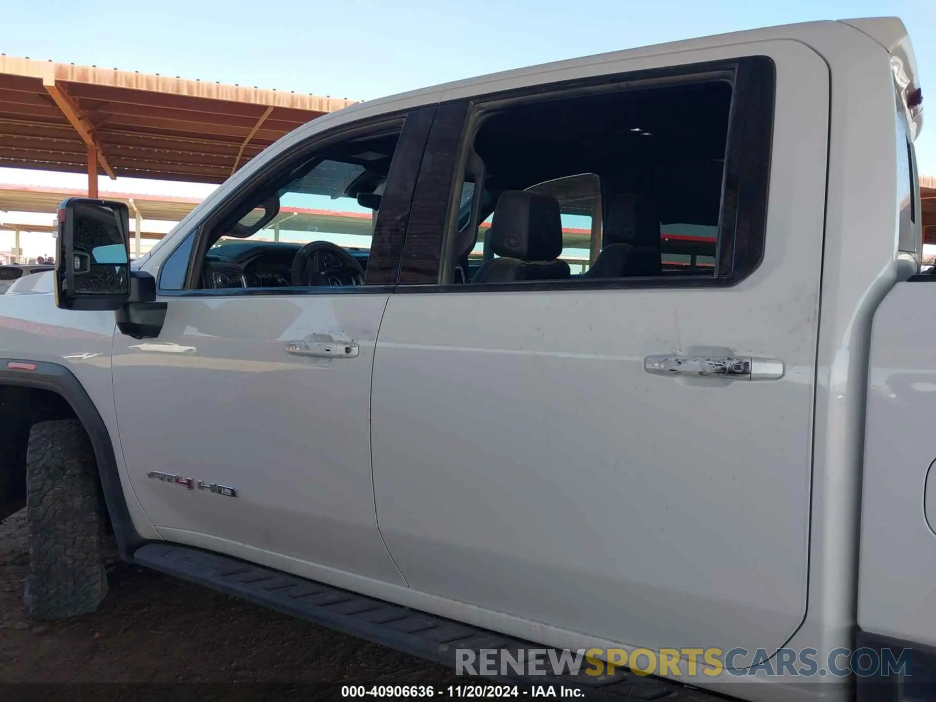14 Photograph of a damaged car 1GT49PEY0MF191646 GMC SIERRA 2500HD 2021