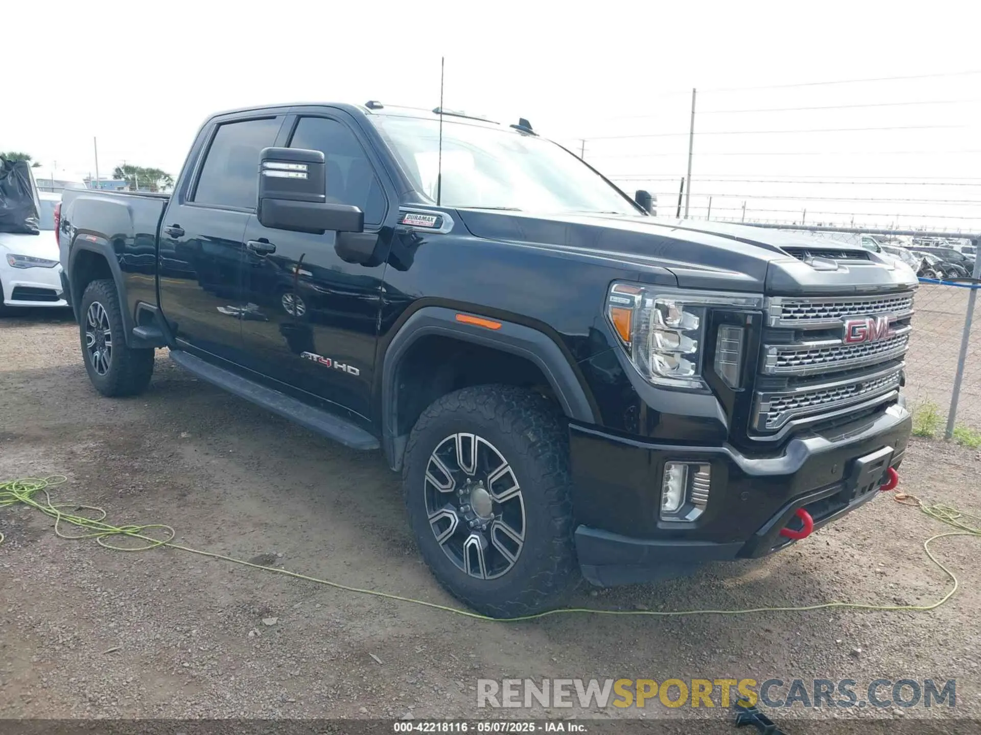 1 Фотография поврежденного автомобиля 1GT49PEY1MF152337 GMC SIERRA 2500HD 2021