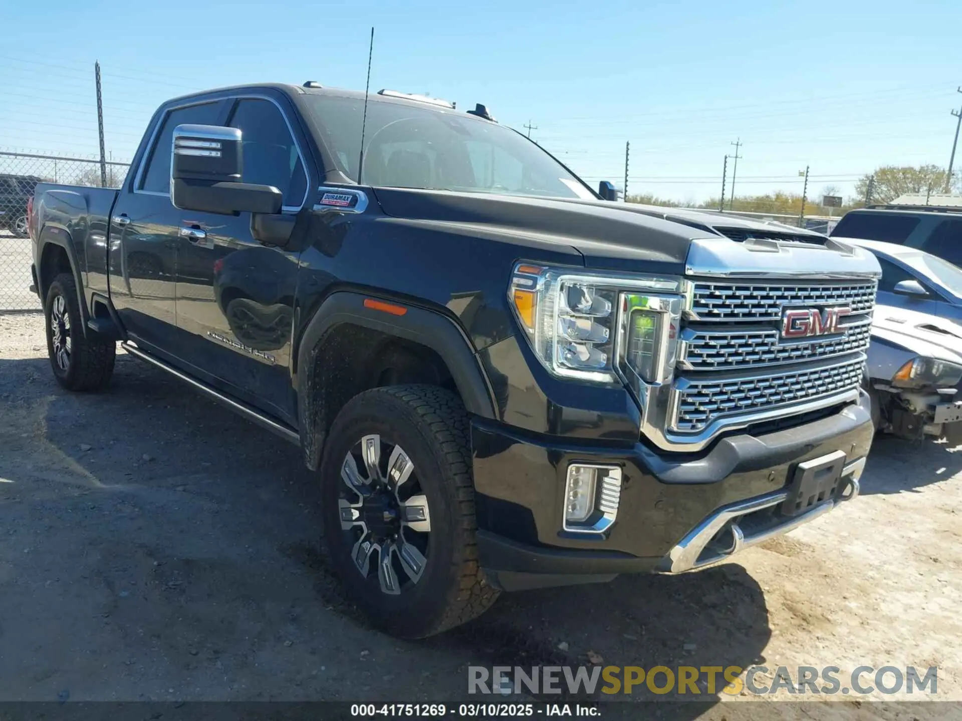 1 Photograph of a damaged car 1GT49REY5MF104593 GMC SIERRA 2500HD 2021