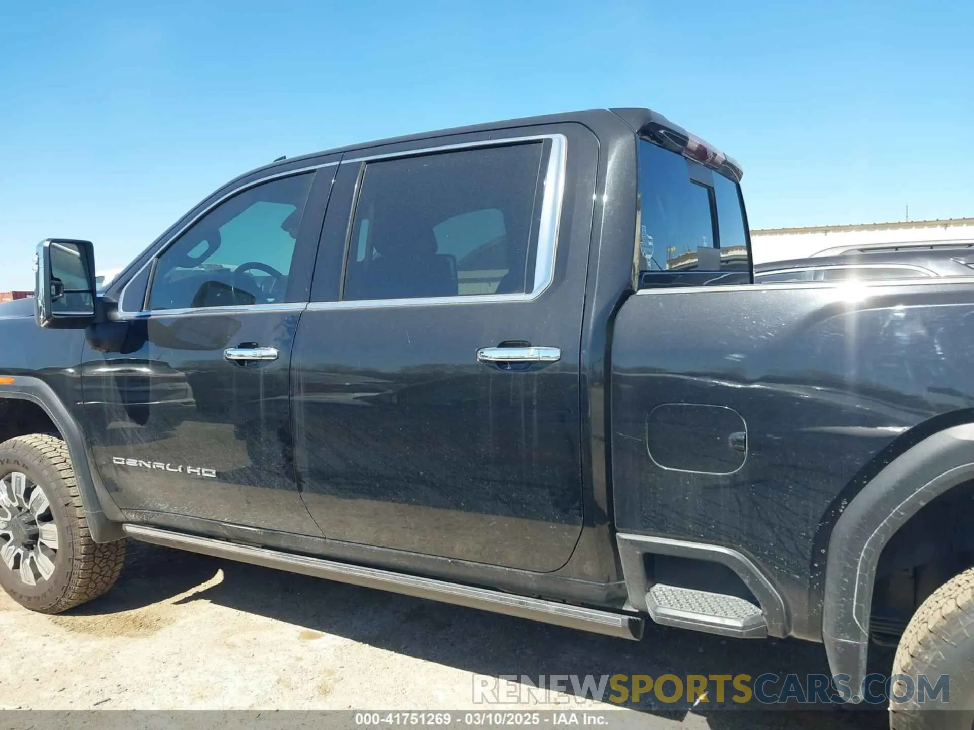 15 Photograph of a damaged car 1GT49REY5MF104593 GMC SIERRA 2500HD 2021