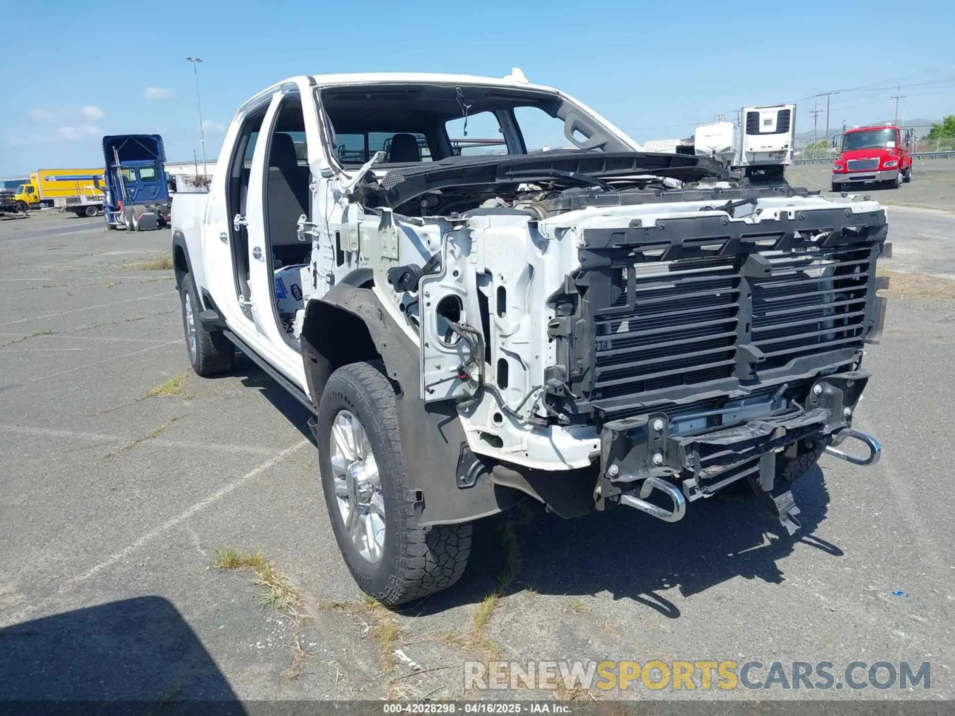 1 Photograph of a damaged car 1GT49REY5MF305958 GMC SIERRA 2500HD 2021