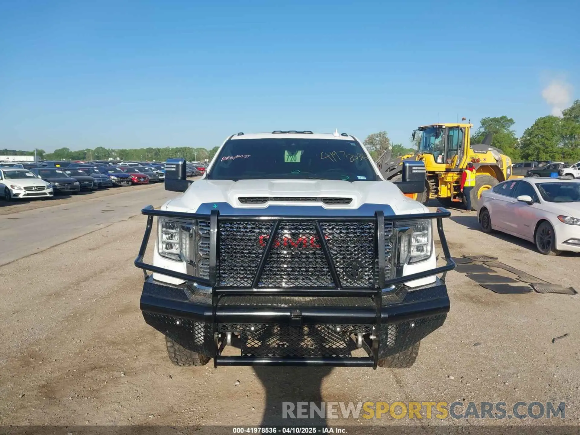 12 Фотография поврежденного автомобиля 1GT49REY8MF165288 GMC SIERRA 2500HD 2021
