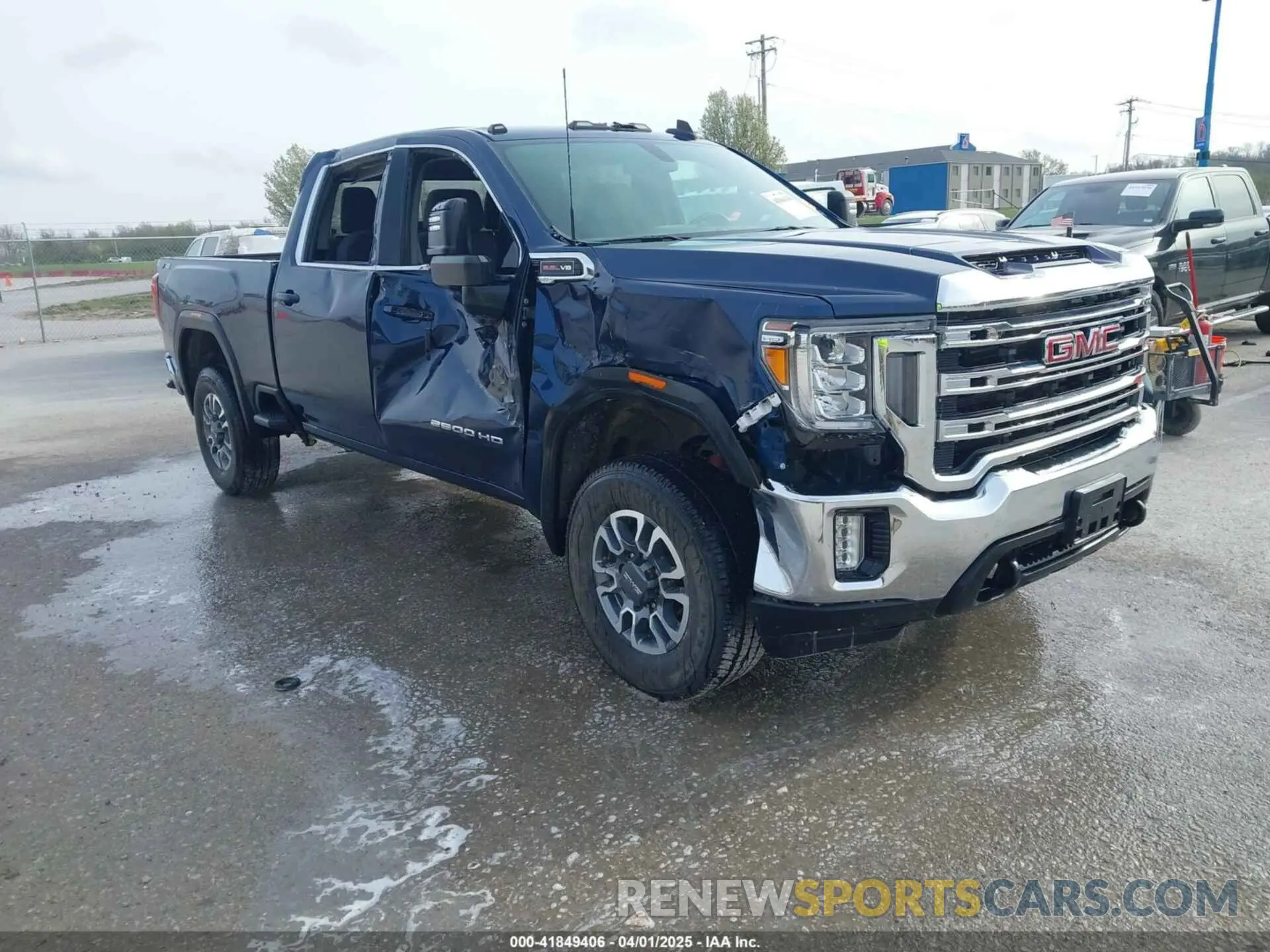 1 Photograph of a damaged car 1GT49ME70NF102651 GMC SIERRA 2500HD 2022