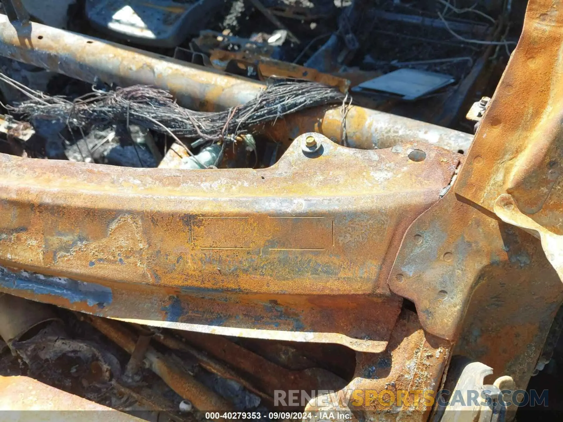 9 Photograph of a damaged car 1GT49NE78NF207945 GMC SIERRA 2500HD 2022