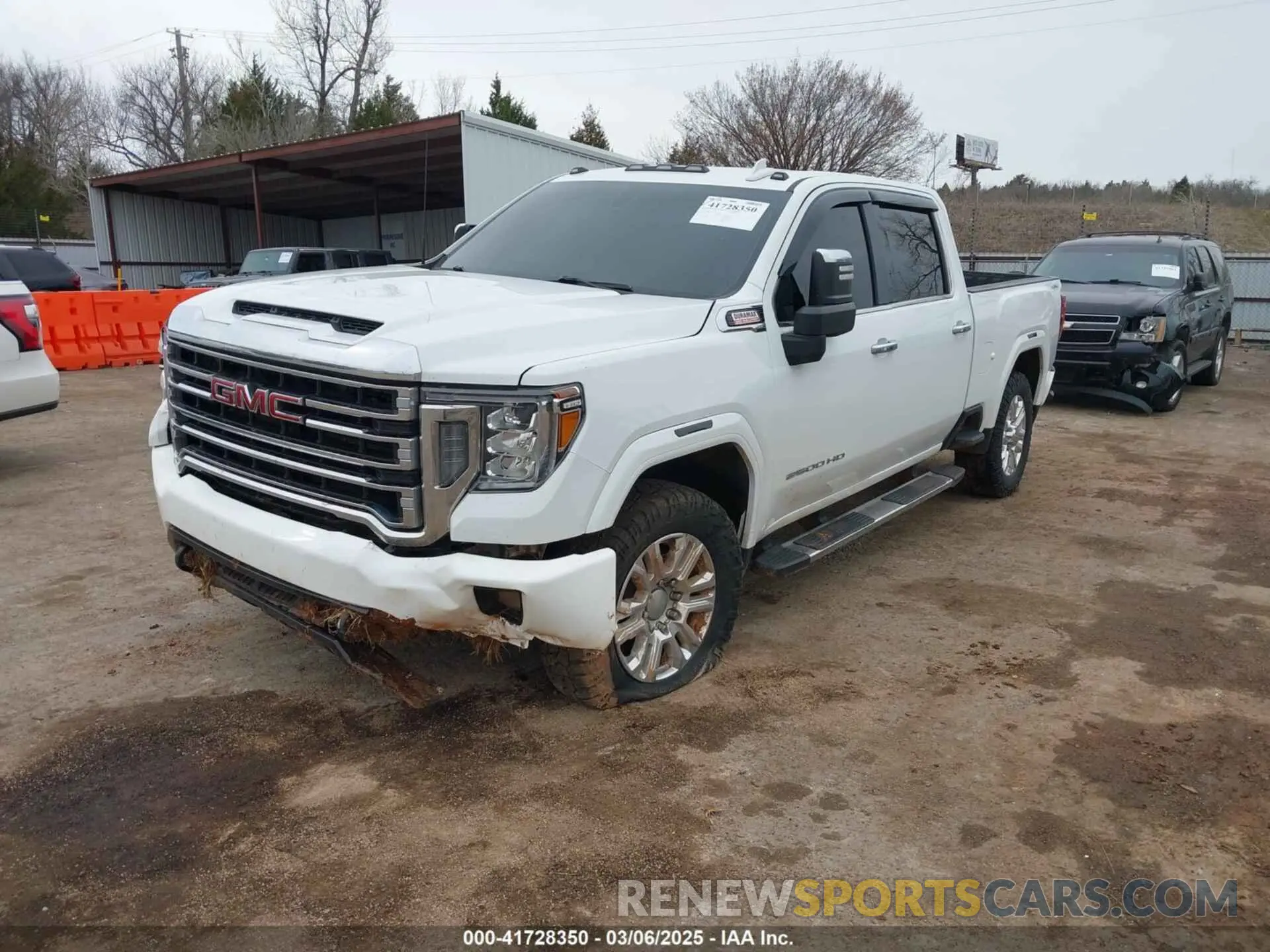 2 Фотография поврежденного автомобиля 1GT49NEY2NF129767 GMC SIERRA 2500HD 2022