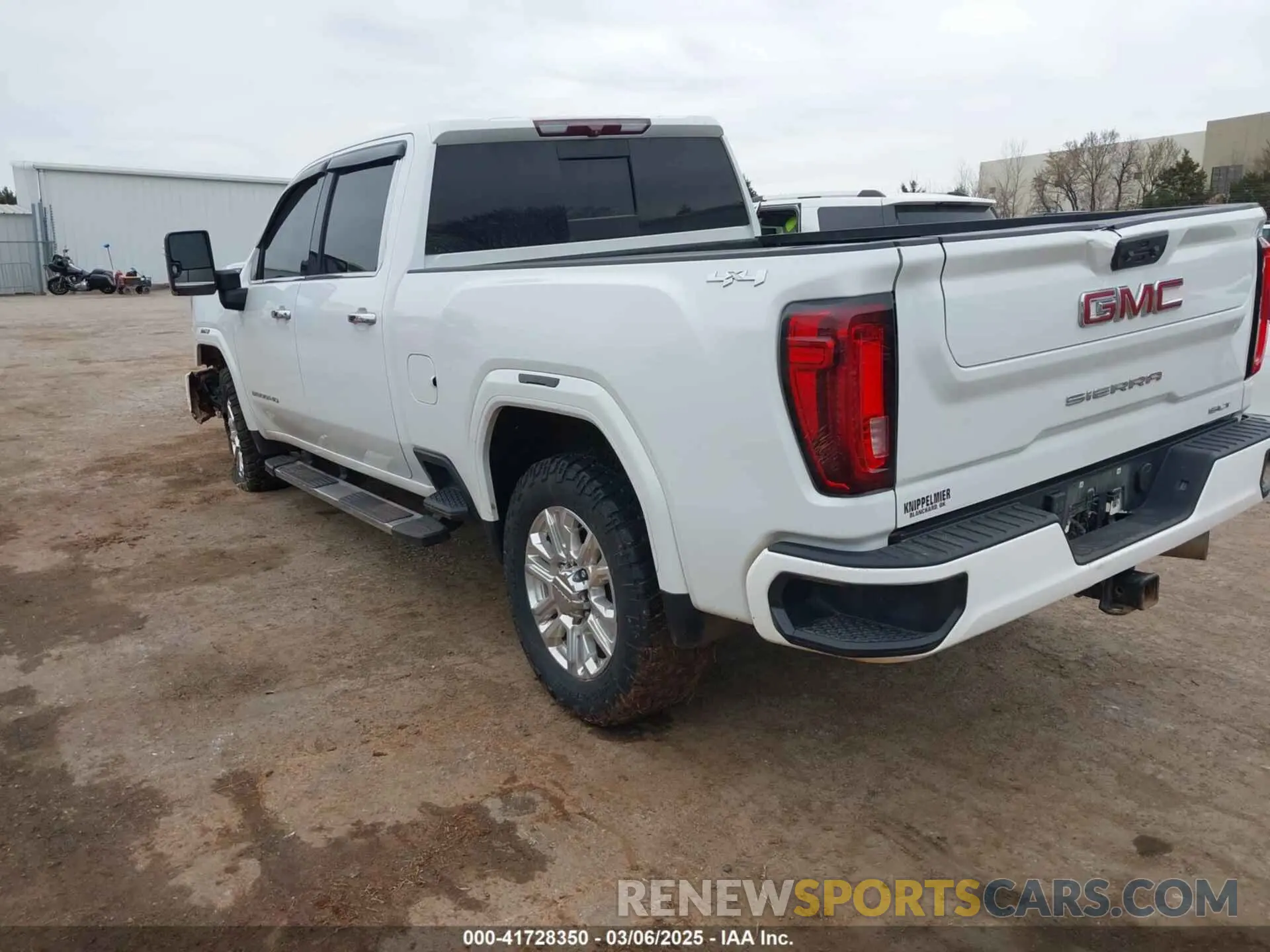 3 Фотография поврежденного автомобиля 1GT49NEY2NF129767 GMC SIERRA 2500HD 2022