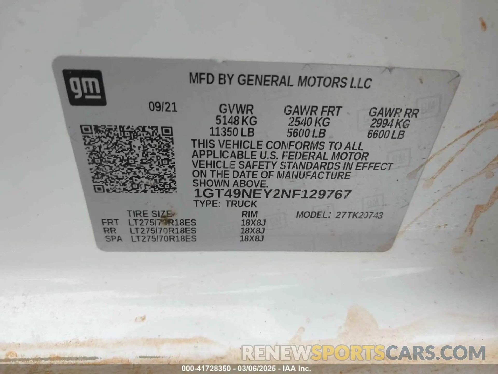 9 Фотография поврежденного автомобиля 1GT49NEY2NF129767 GMC SIERRA 2500HD 2022