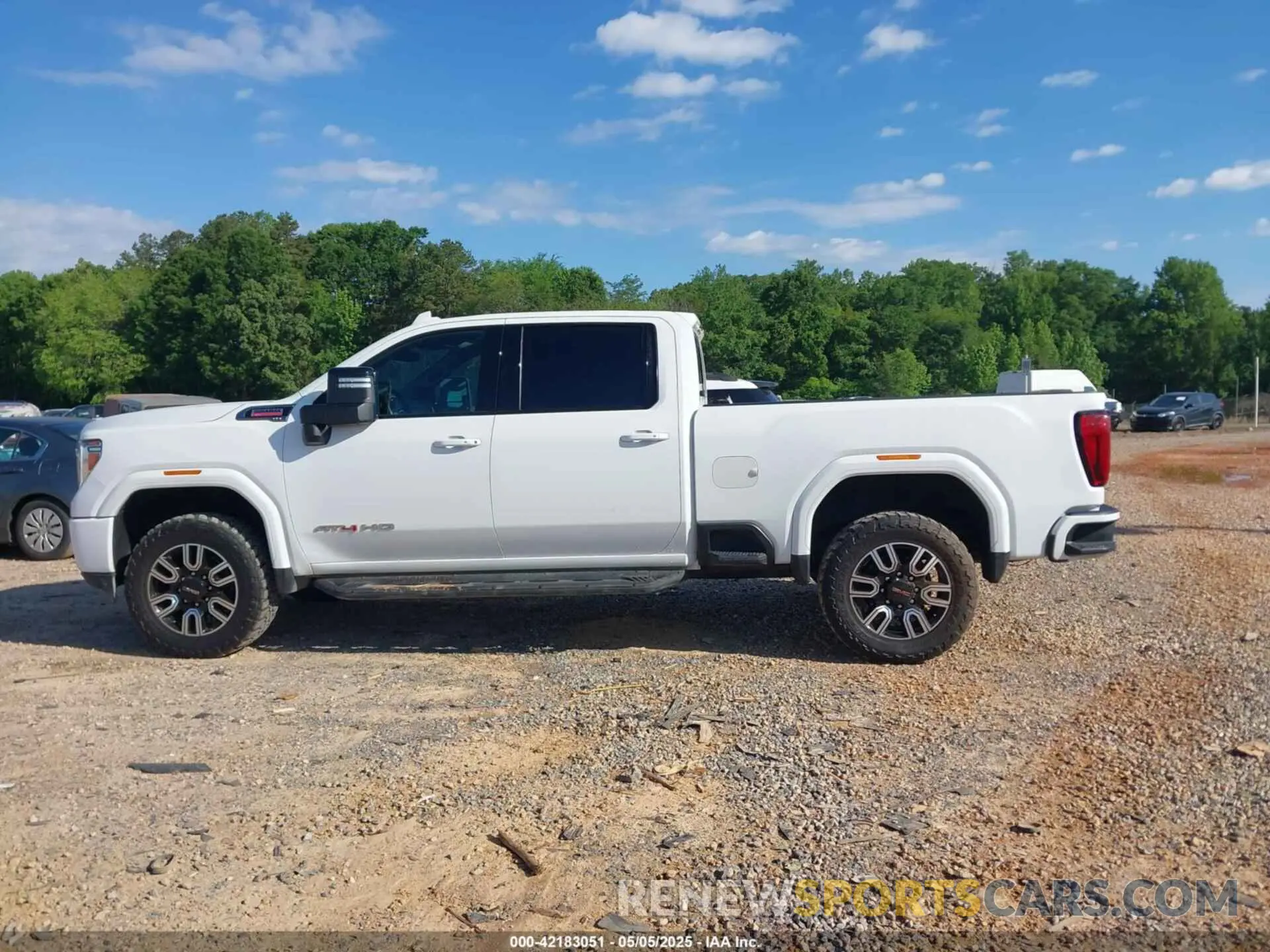 14 Фотография поврежденного автомобиля 1GT49PEY3NF134617 GMC SIERRA 2500HD 2022