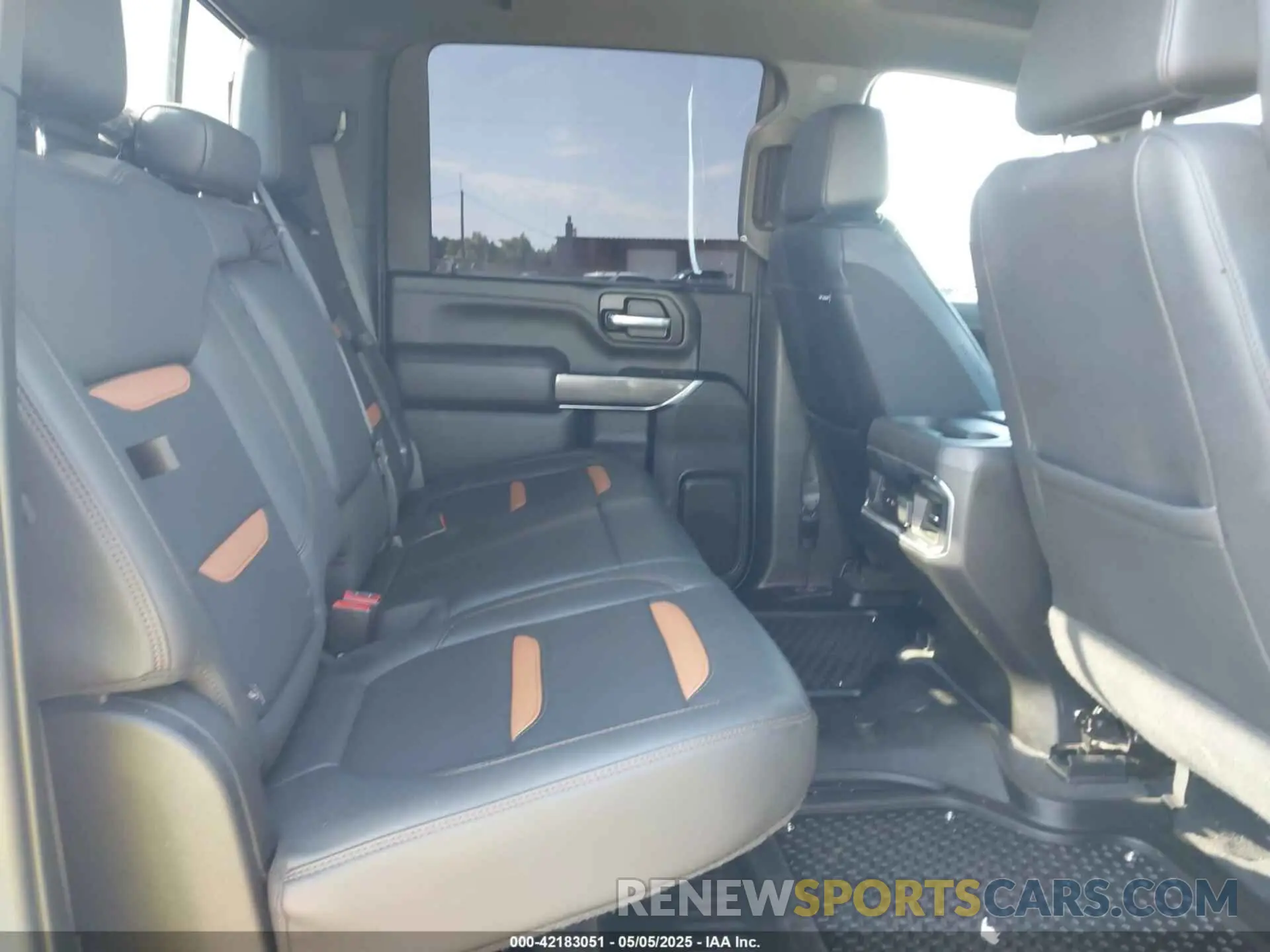 7 Фотография поврежденного автомобиля 1GT49PEY3NF134617 GMC SIERRA 2500HD 2022