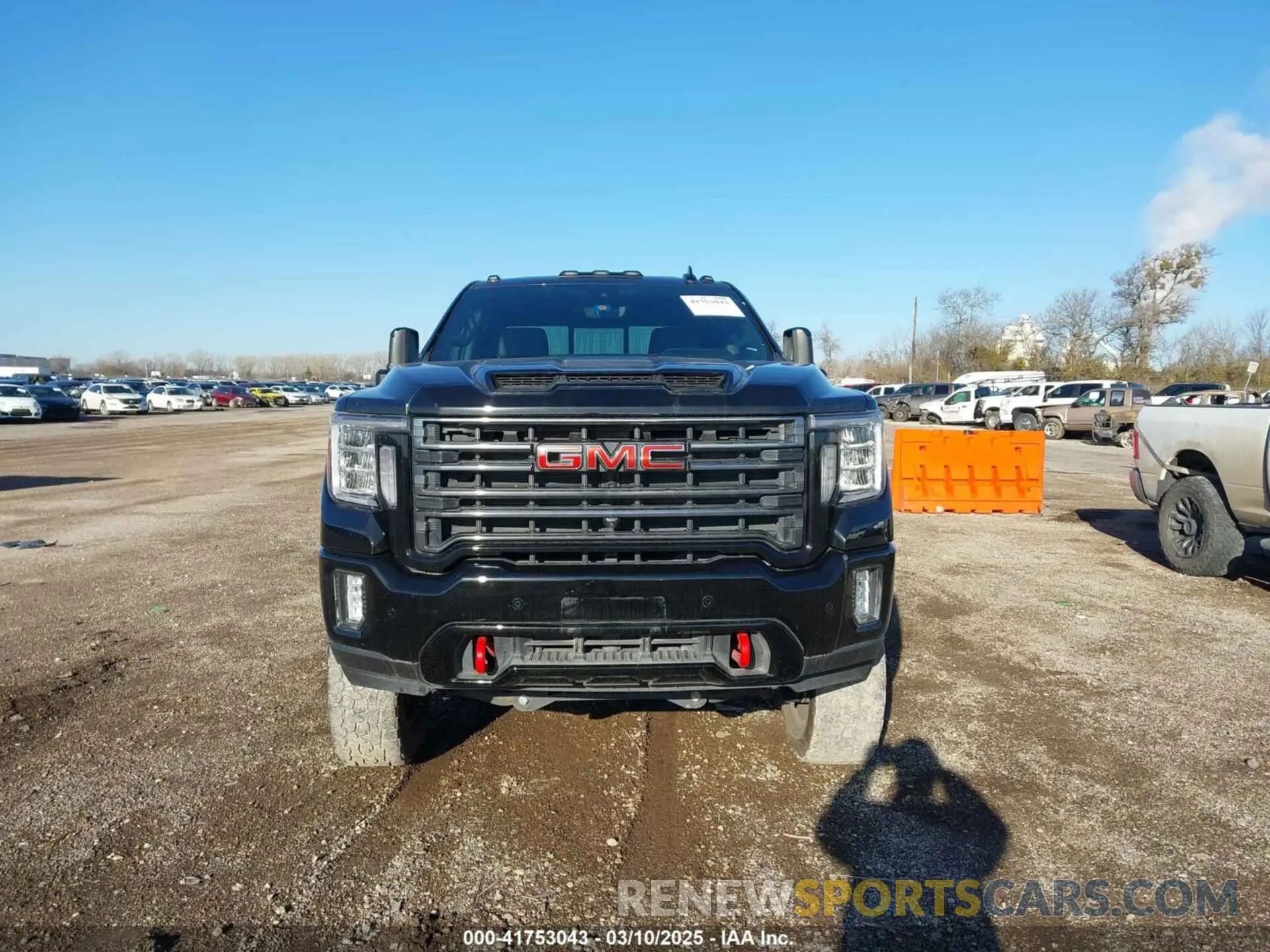 12 Фотография поврежденного автомобиля 1GT49PEY7NF365424 GMC SIERRA 2500HD 2022