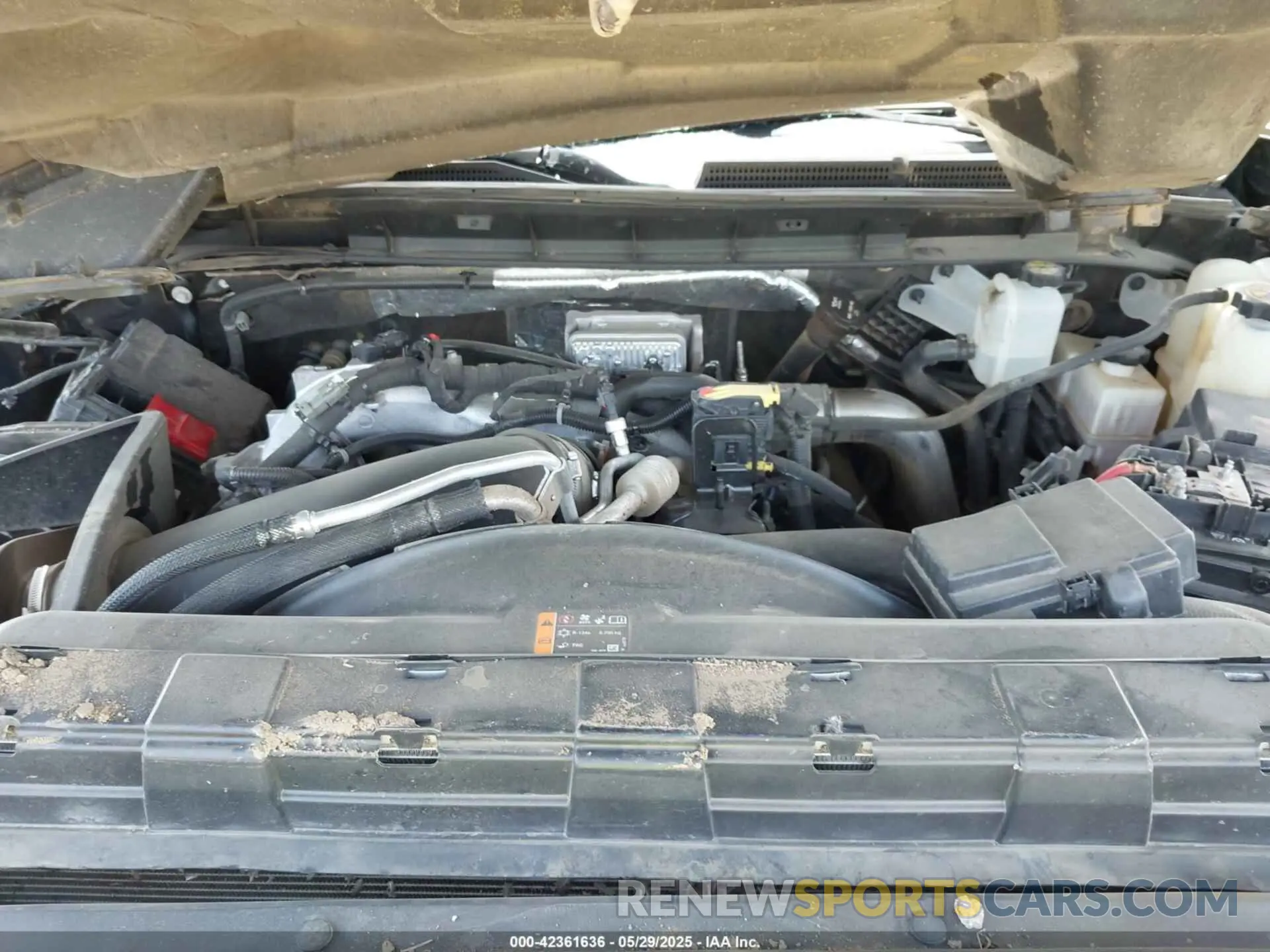 10 Photograph of a damaged car 1GT49PEY9NF148070 GMC SIERRA 2500HD 2022