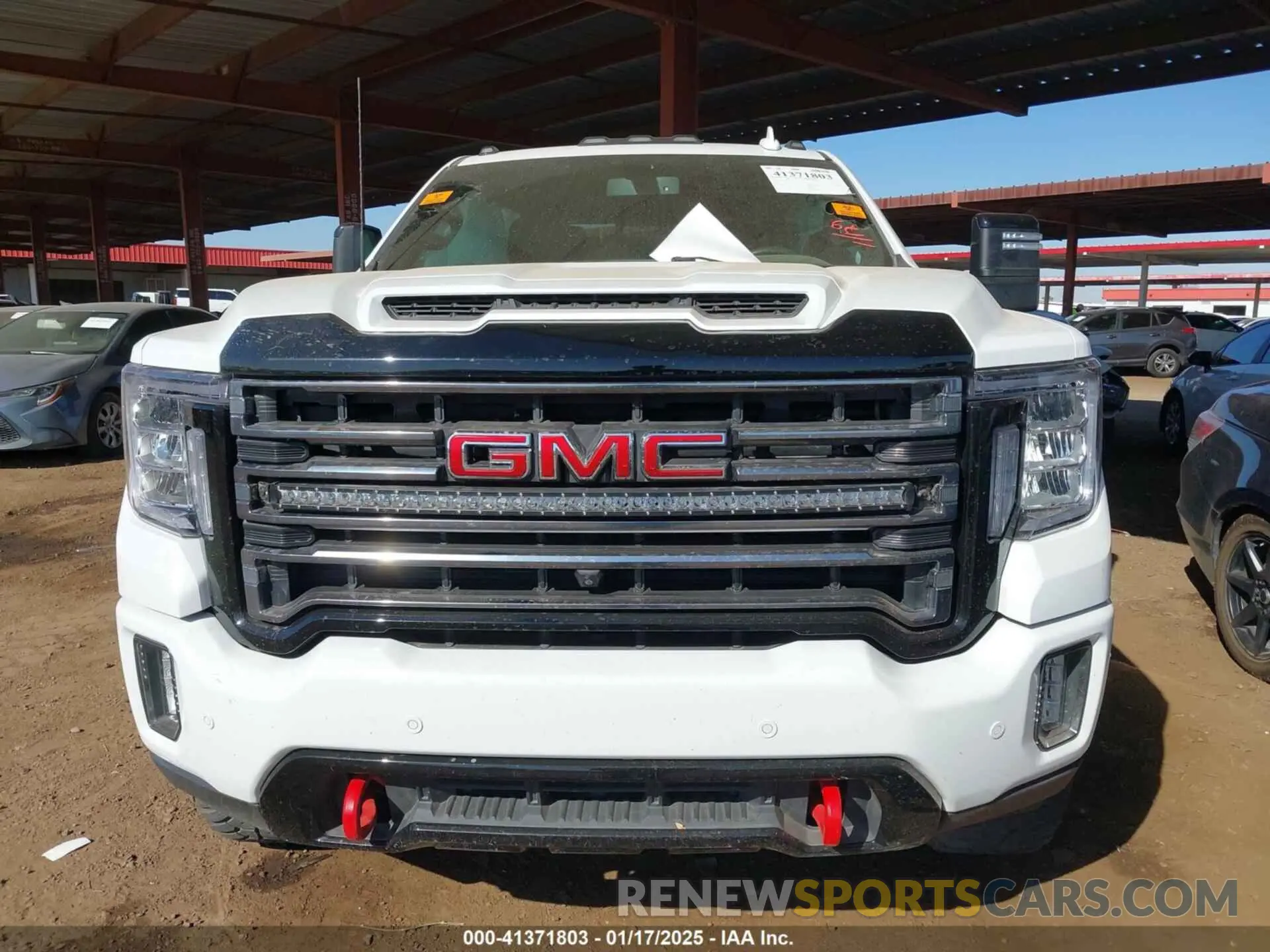 11 Photograph of a damaged car 1GT49PEYXNF261753 GMC SIERRA 2500HD 2022