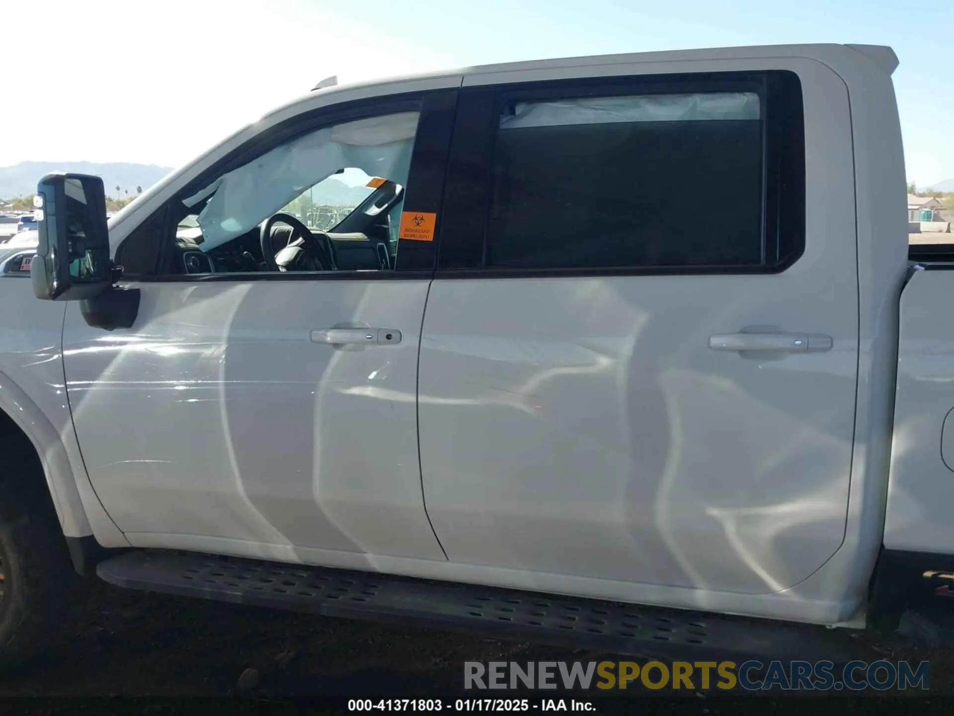 13 Photograph of a damaged car 1GT49PEYXNF261753 GMC SIERRA 2500HD 2022