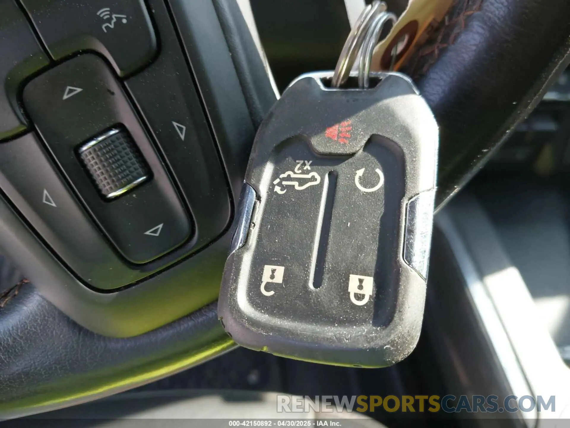 10 Фотография поврежденного автомобиля 1GT49PEYXNF328206 GMC SIERRA 2500HD 2022