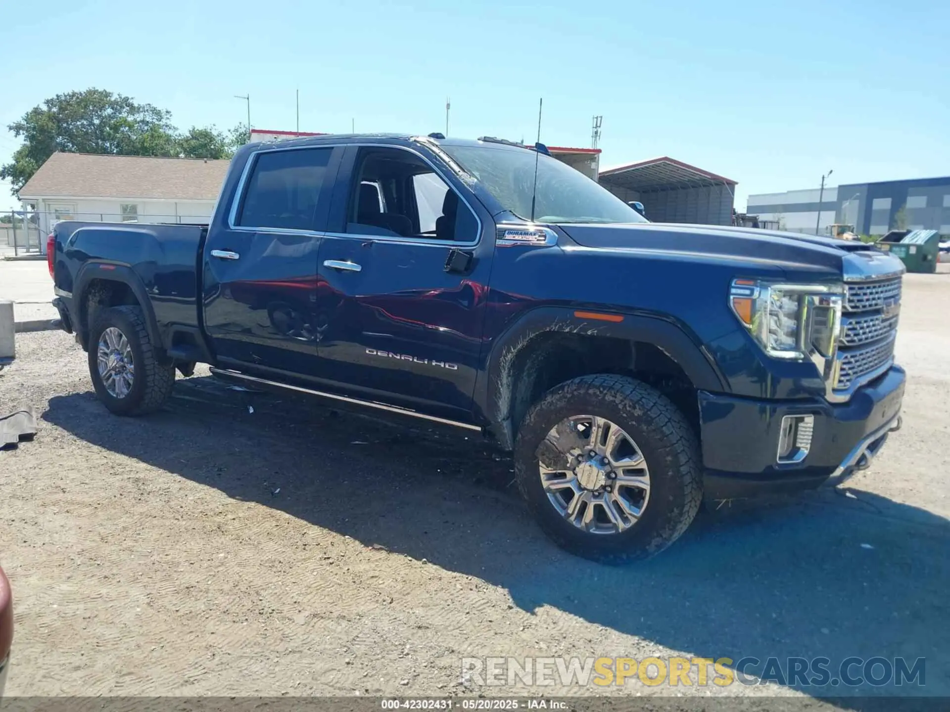 1 Photograph of a damaged car 1GT49REY2NF228676 GMC SIERRA 2500HD 2022