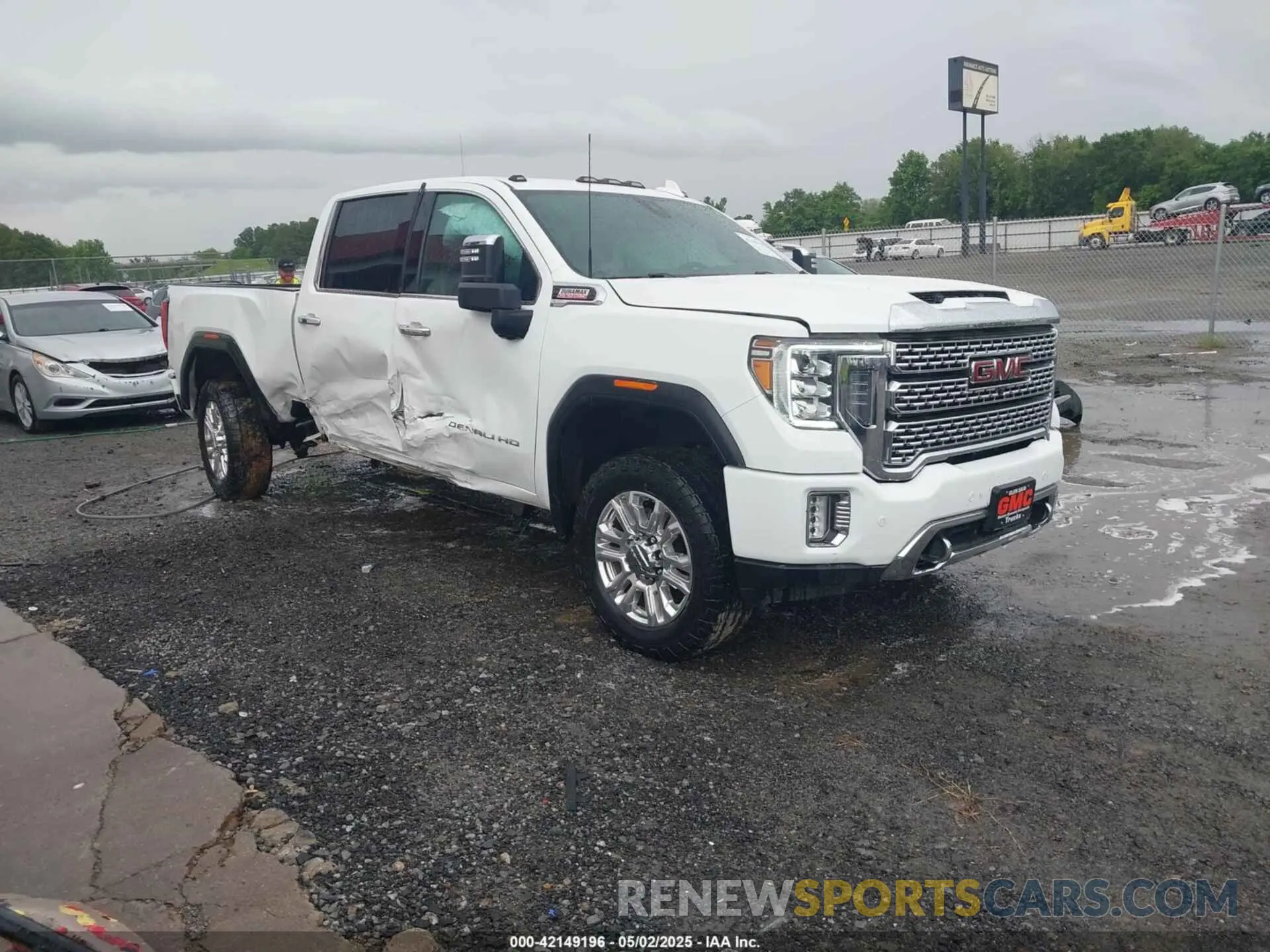 1 Фотография поврежденного автомобиля 1GT49REY4NF146559 GMC SIERRA 2500HD 2022