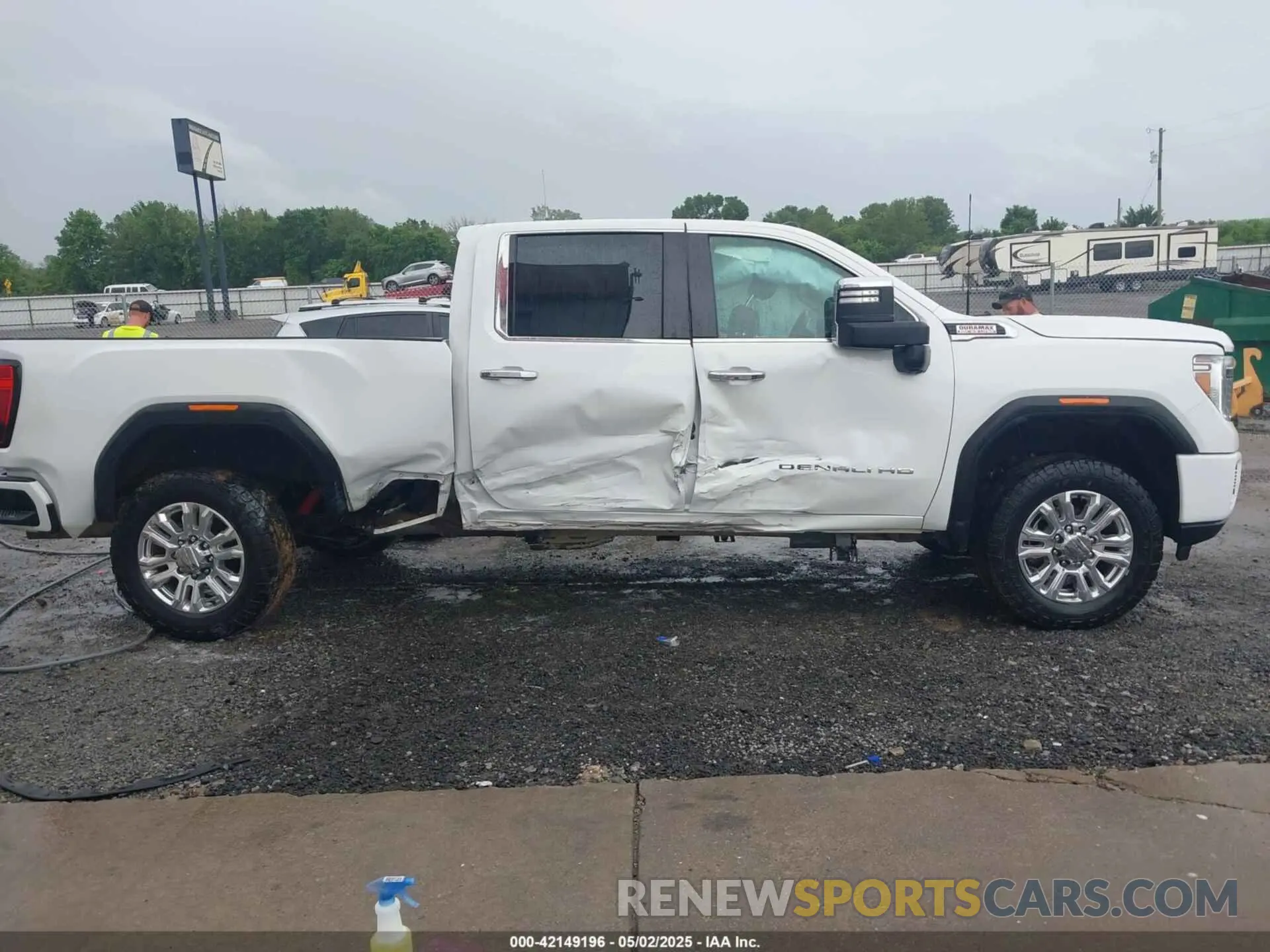 13 Фотография поврежденного автомобиля 1GT49REY4NF146559 GMC SIERRA 2500HD 2022