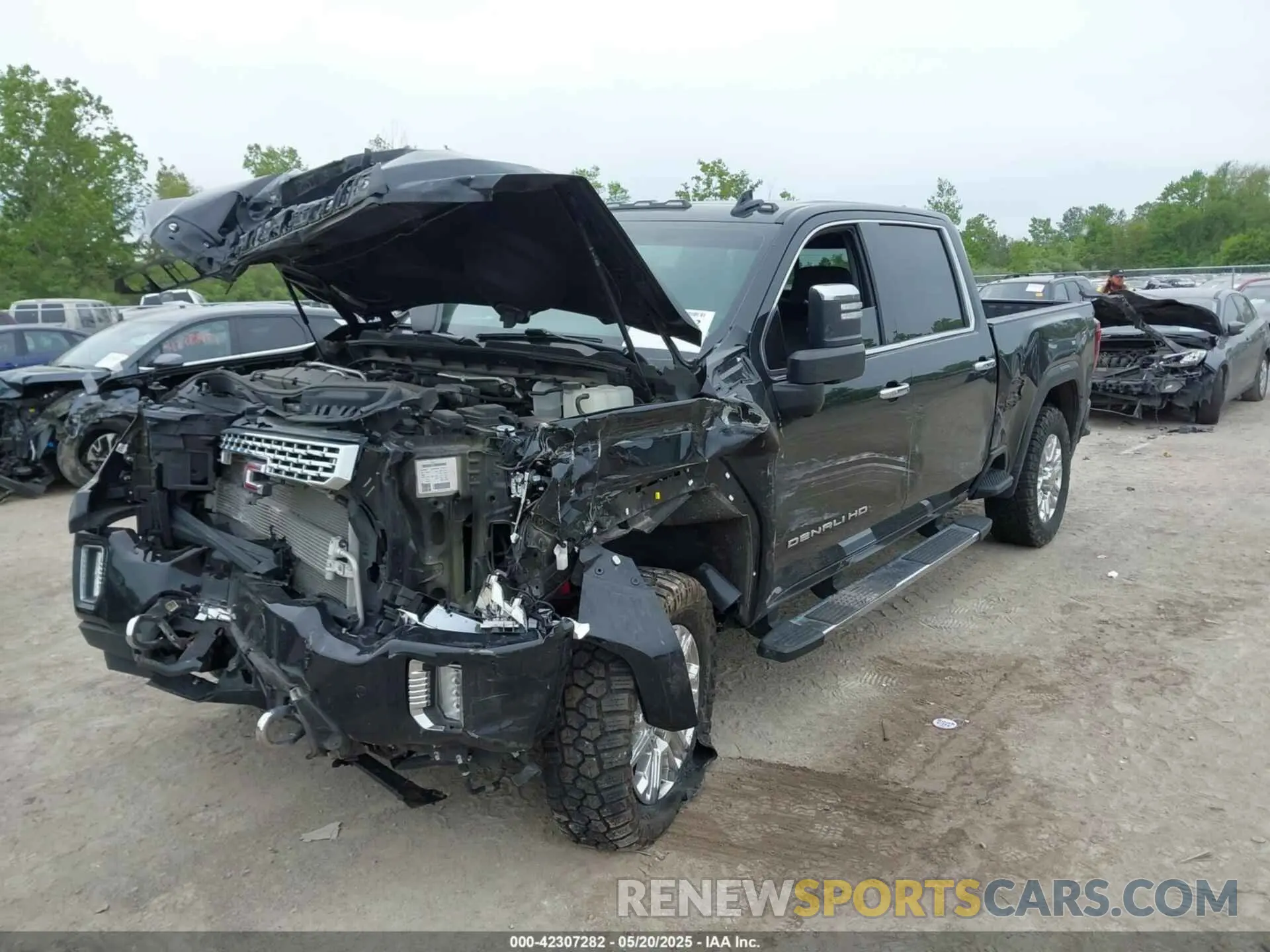2 Фотография поврежденного автомобиля 1GT49REY7NF200906 GMC SIERRA 2500HD 2022