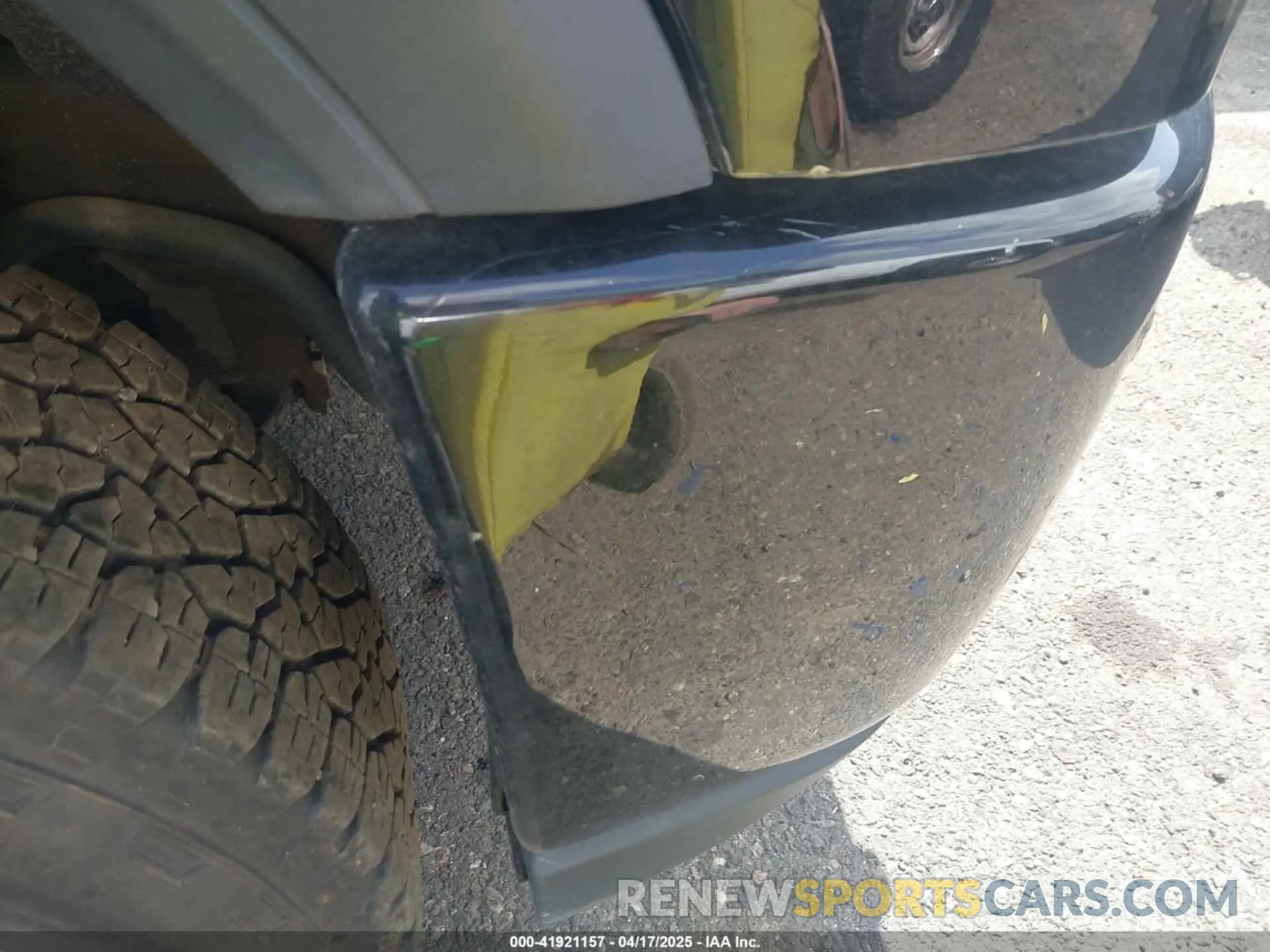 13 Фотография поврежденного автомобиля 1GT49REYXNF173619 GMC SIERRA 2500HD 2022