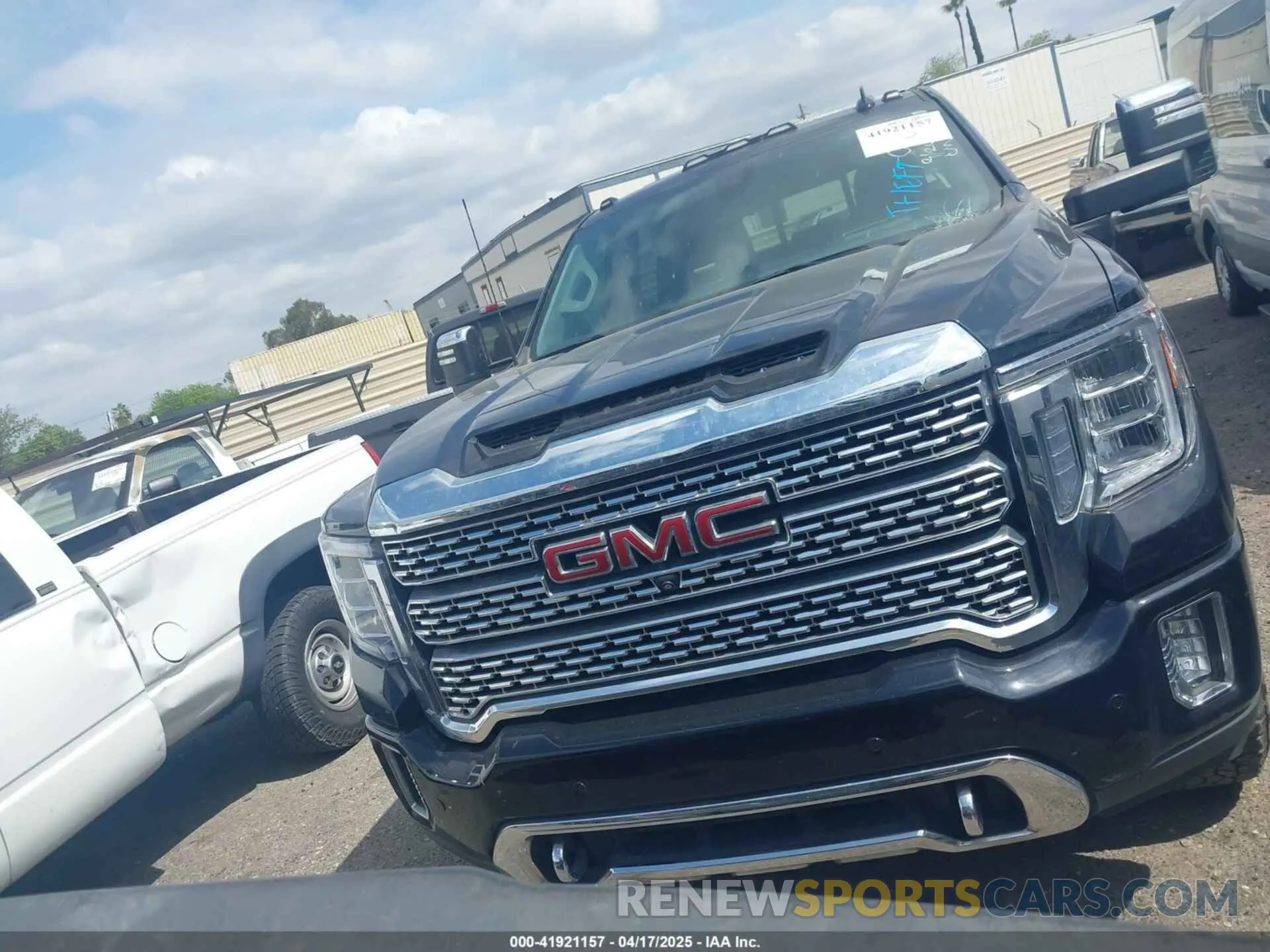 15 Фотография поврежденного автомобиля 1GT49REYXNF173619 GMC SIERRA 2500HD 2022