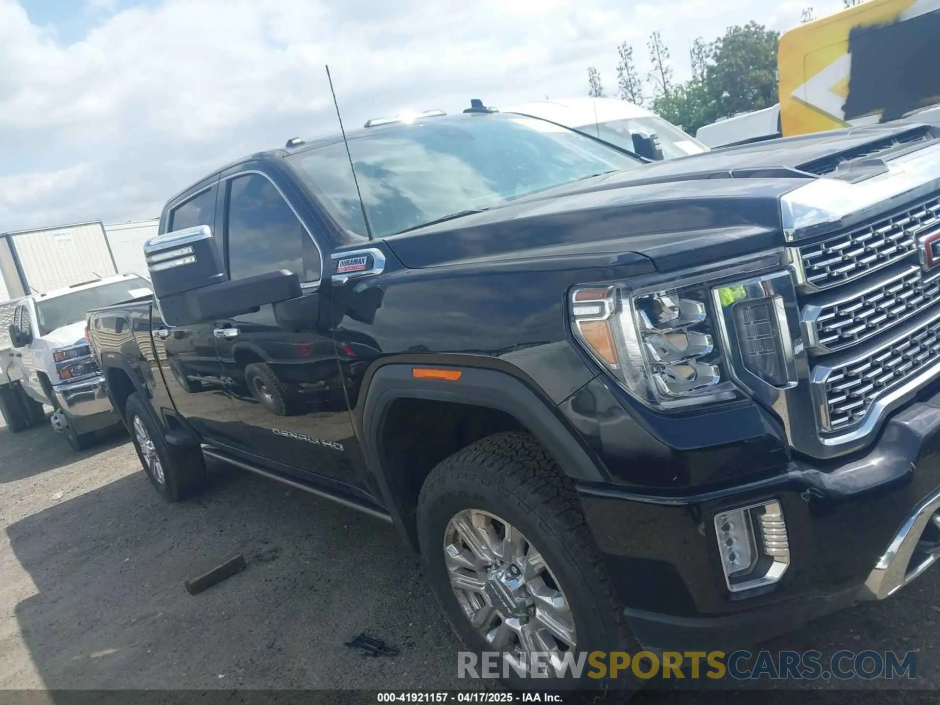 16 Фотография поврежденного автомобиля 1GT49REYXNF173619 GMC SIERRA 2500HD 2022